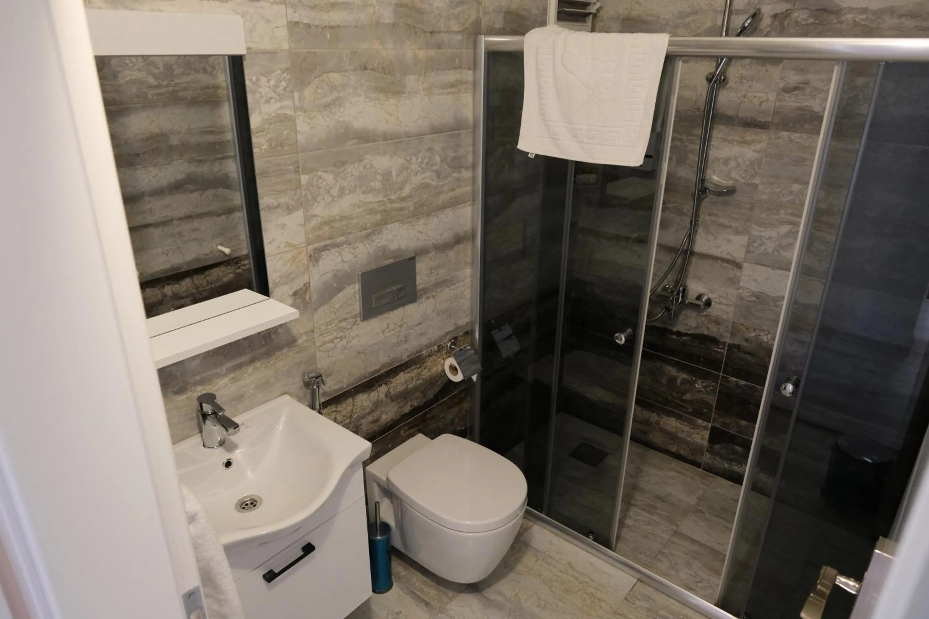 Shower in Şahin Tepesi Suite Otel