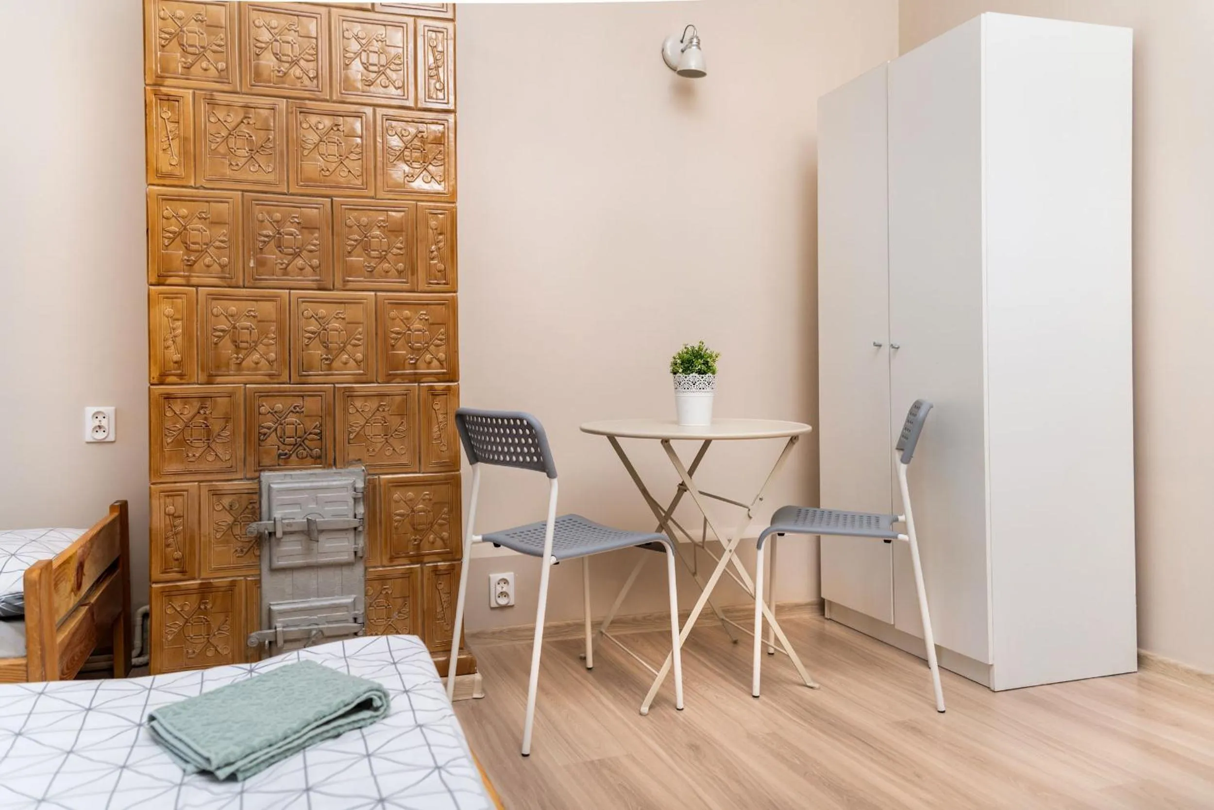 Dining Area in Hostel Krakowskie Klimaty