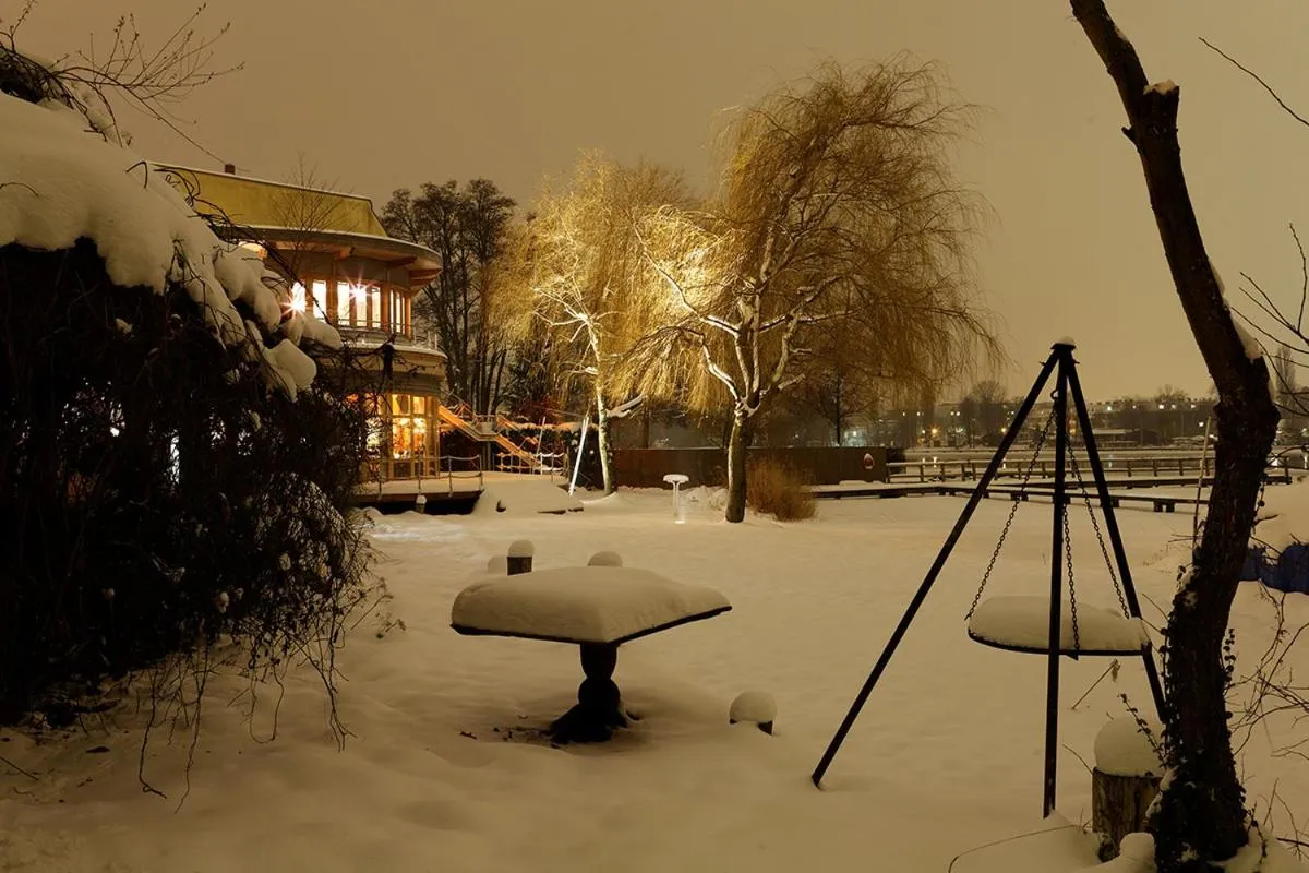 Winter in Seminar- und Gästehaus Flussbad Gartenstrasse