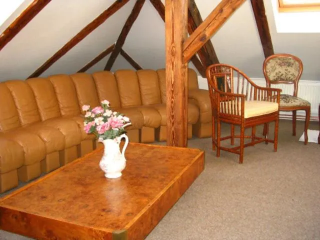 Single Room in Villa Olivia