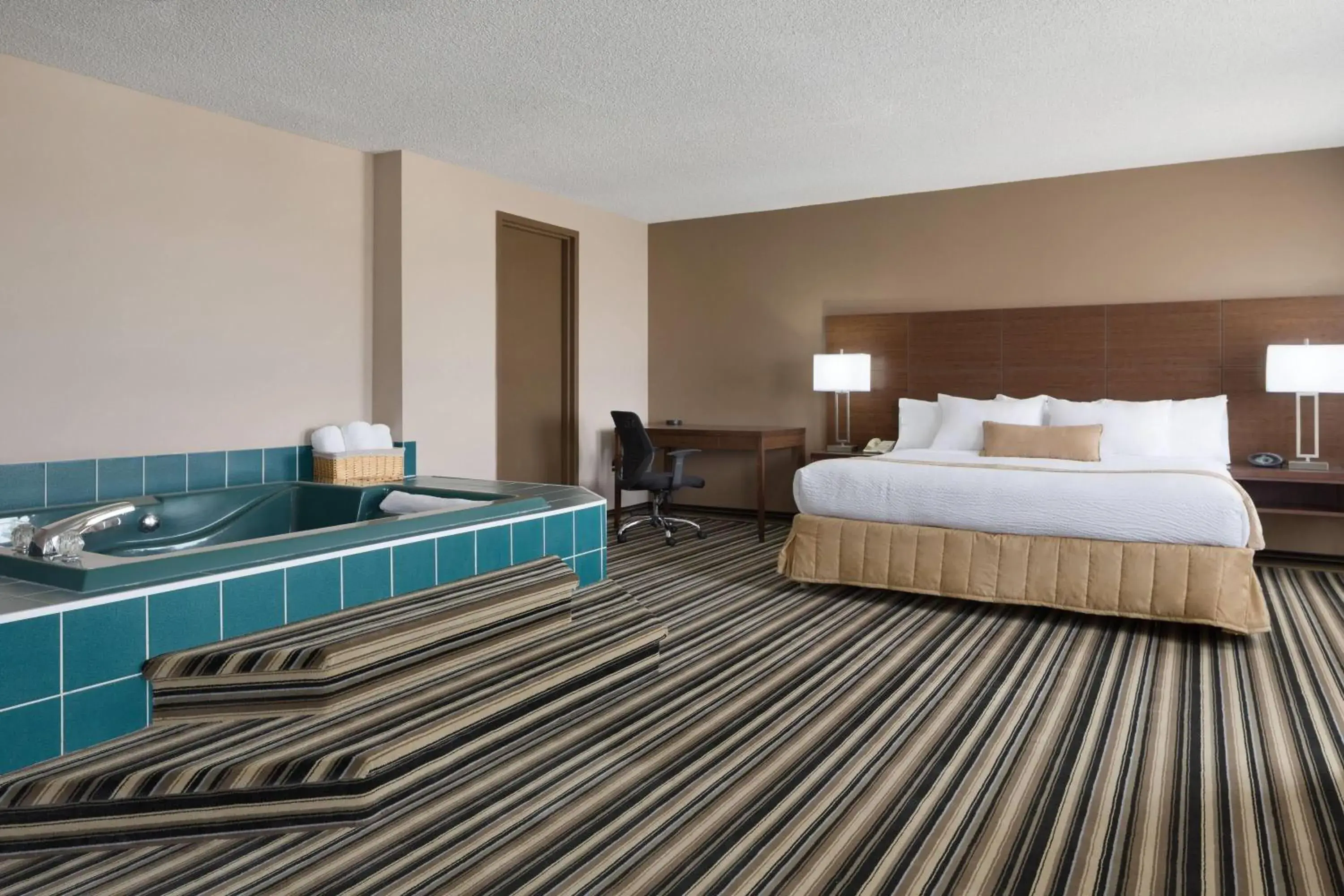 Photo of the whole room, Bed in Days Inn by Wyndham Dalhousie Photo of the whole room, Bed in Days Inn by Wyndham Dalhousie