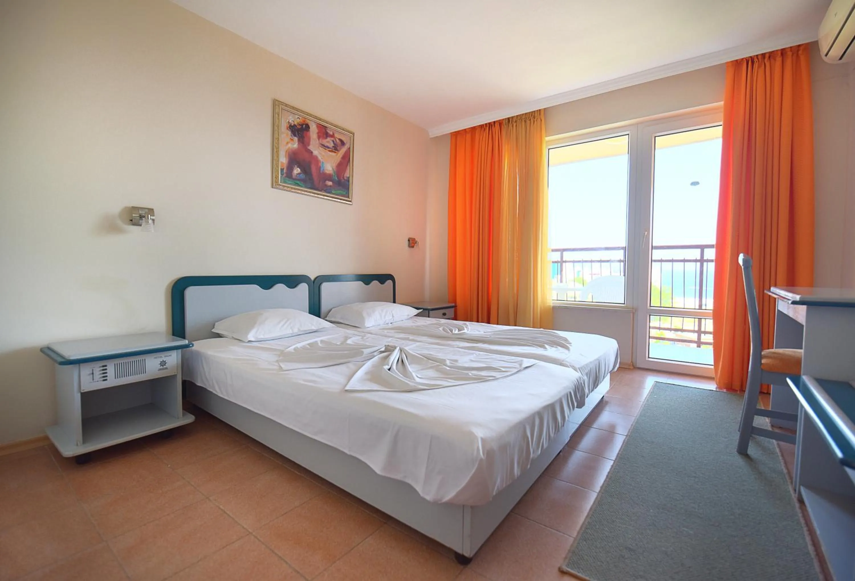 Photo of the whole room, Bed in Hotel Iskar & Aquapark - All Inclusive