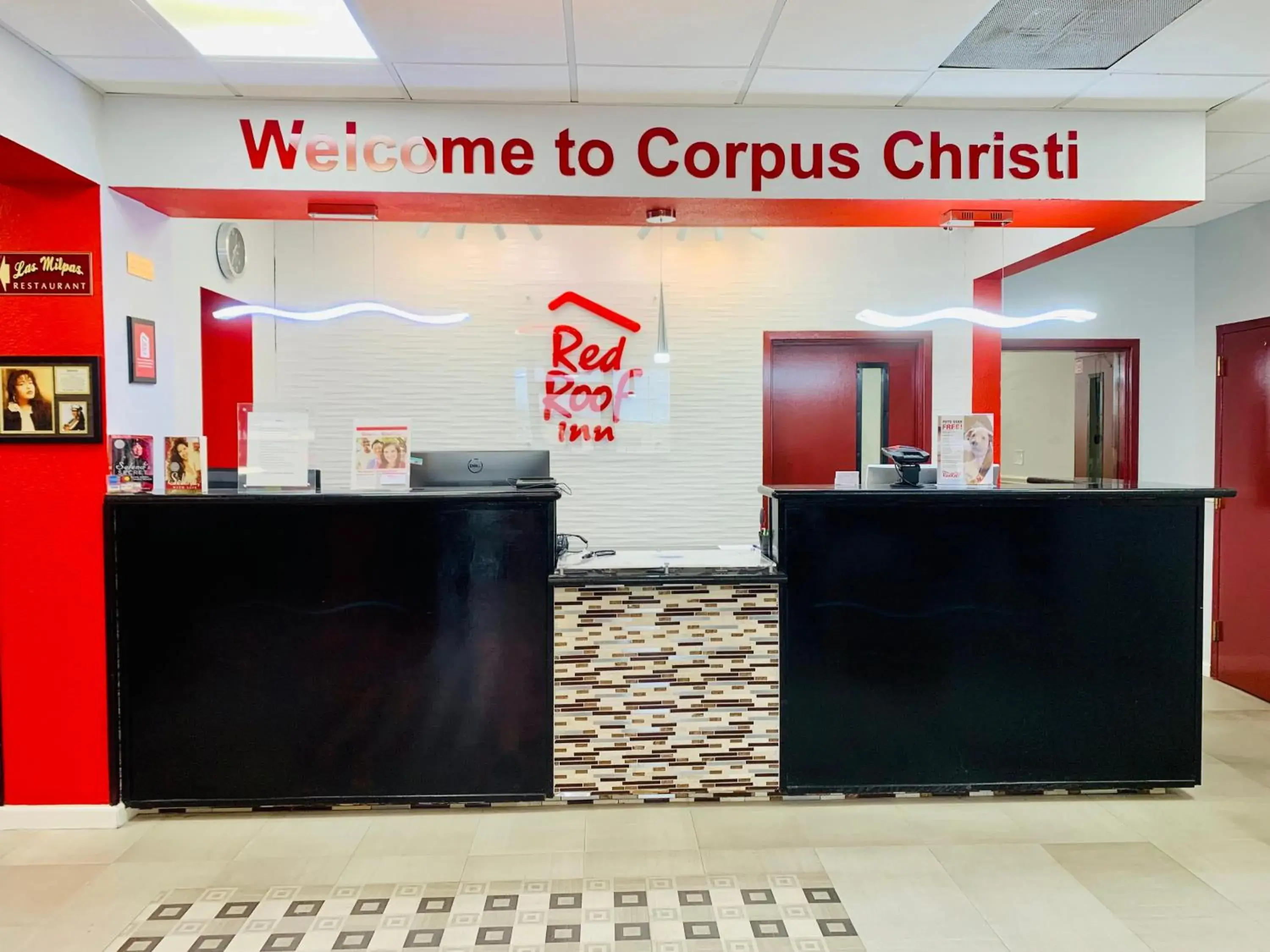 Lobby or reception in Red Roof Inn Corpus Christi North - Near Downtown Lobby or reception in Red Roof Inn Corpus Christi North - Near Downtown