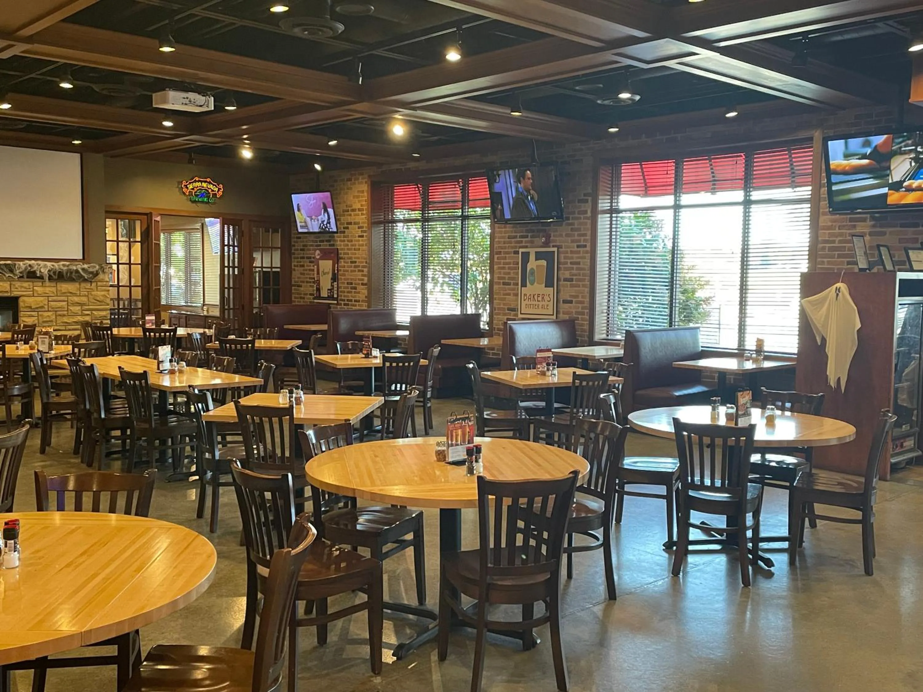 Restaurant/places to eat in Best Western Plus Dubuque Hotel and Conference Center