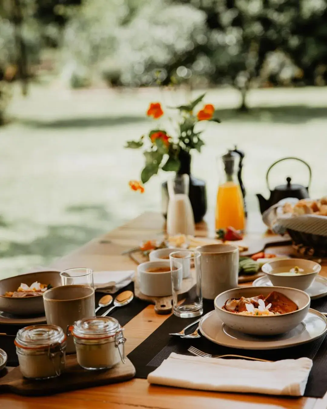 Breakfast in Furnas Lake Forest Living Breakfast in Furnas Lake Forest Living