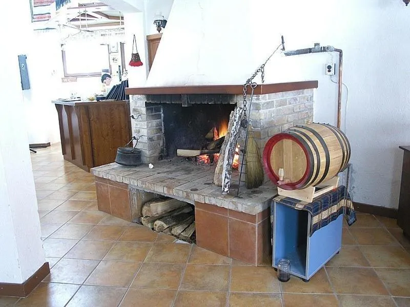 Restaurant/places to eat in Saint George Borovets Hotel