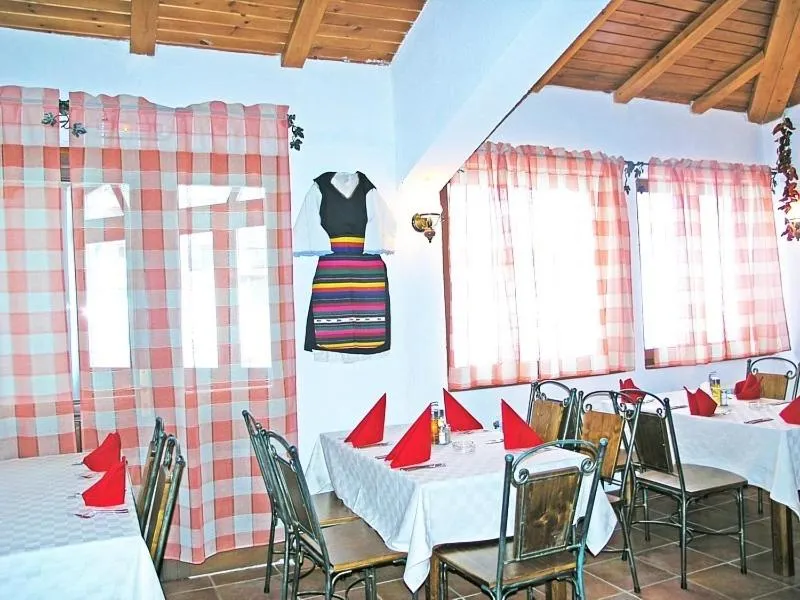 Restaurant/places to eat in Saint George Borovets Hotel