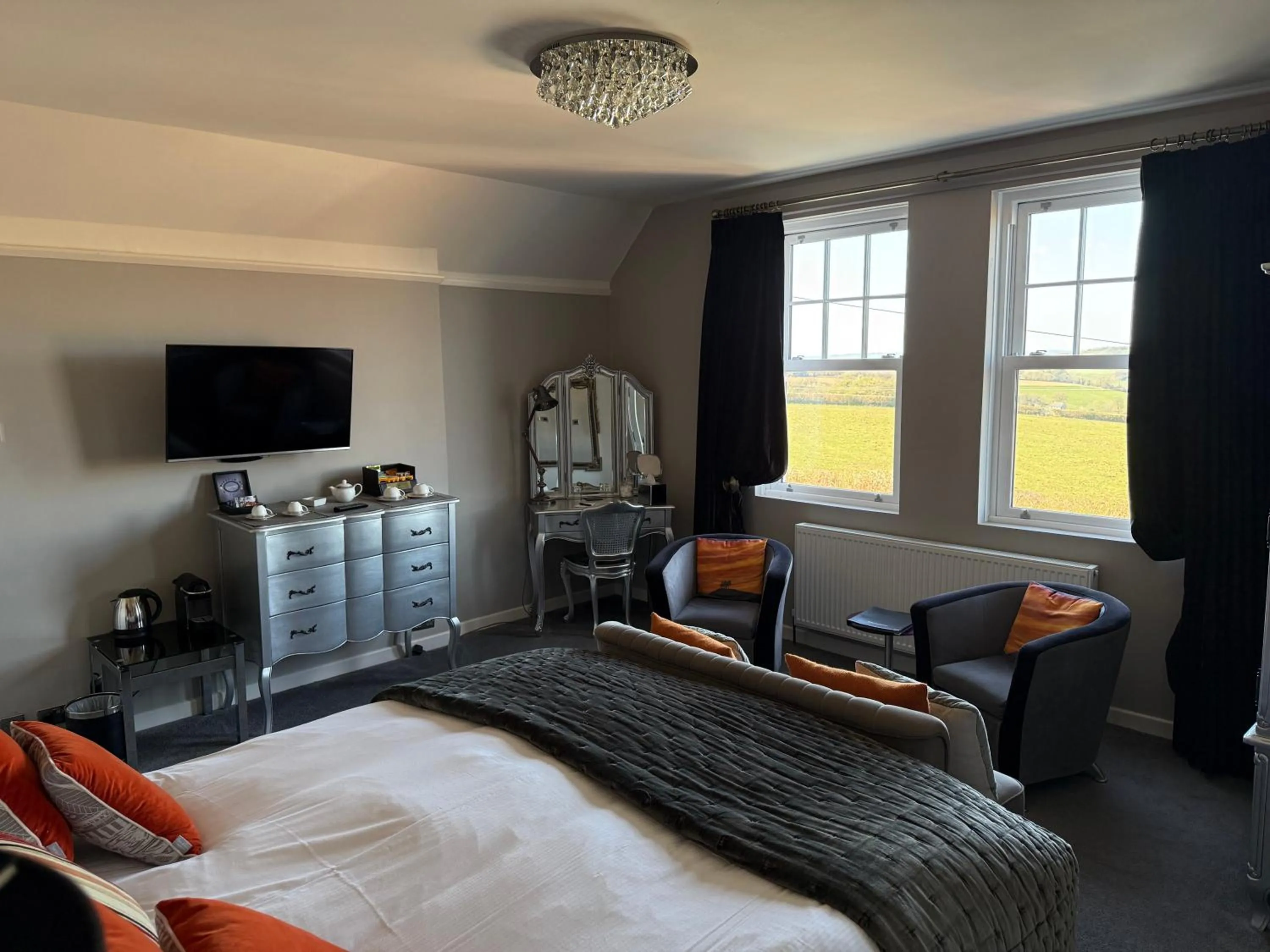 TV and multimedia, Bed in Dower House Hotel