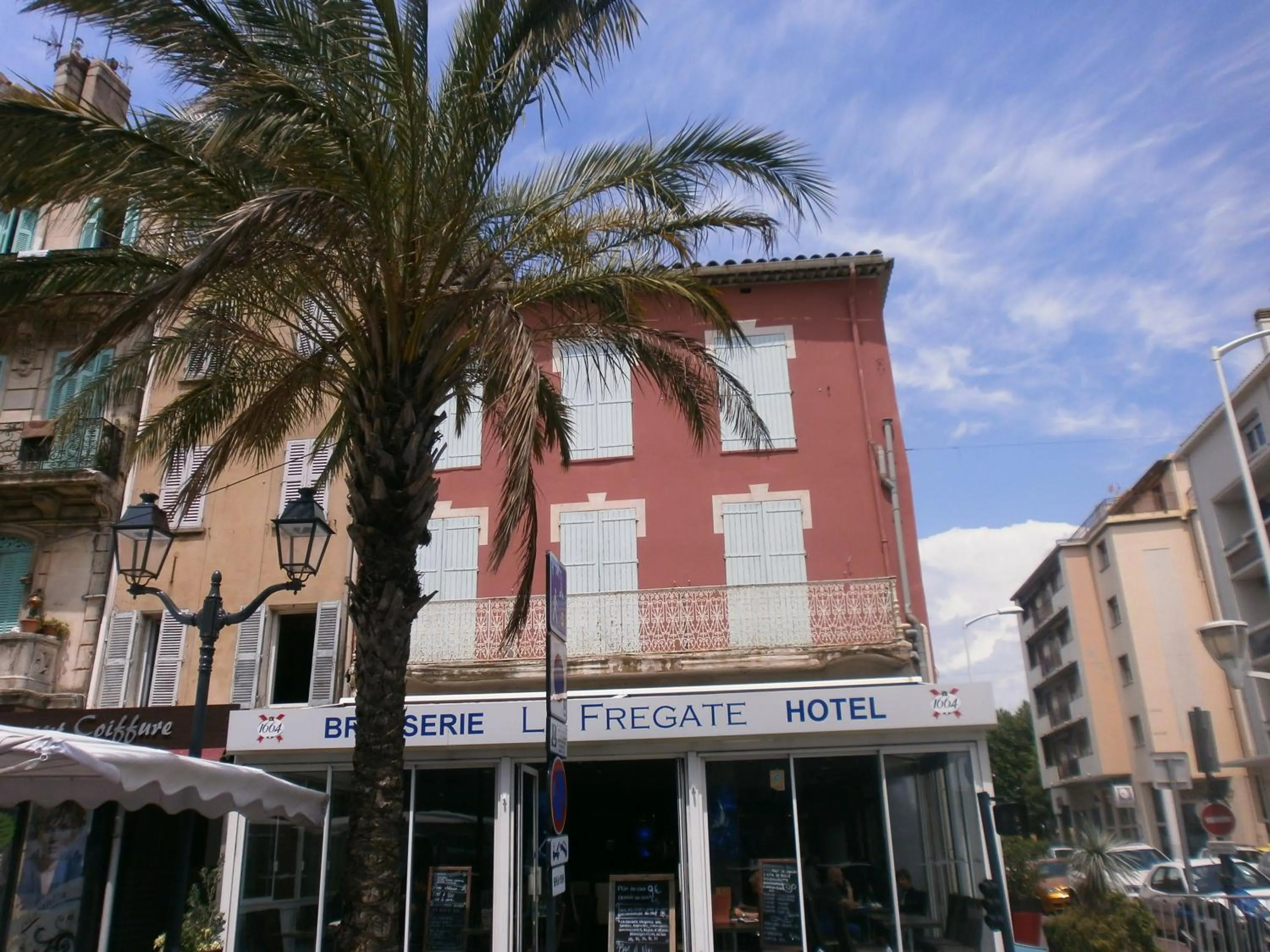 Property building in Hotel Restaurant La Frégate
