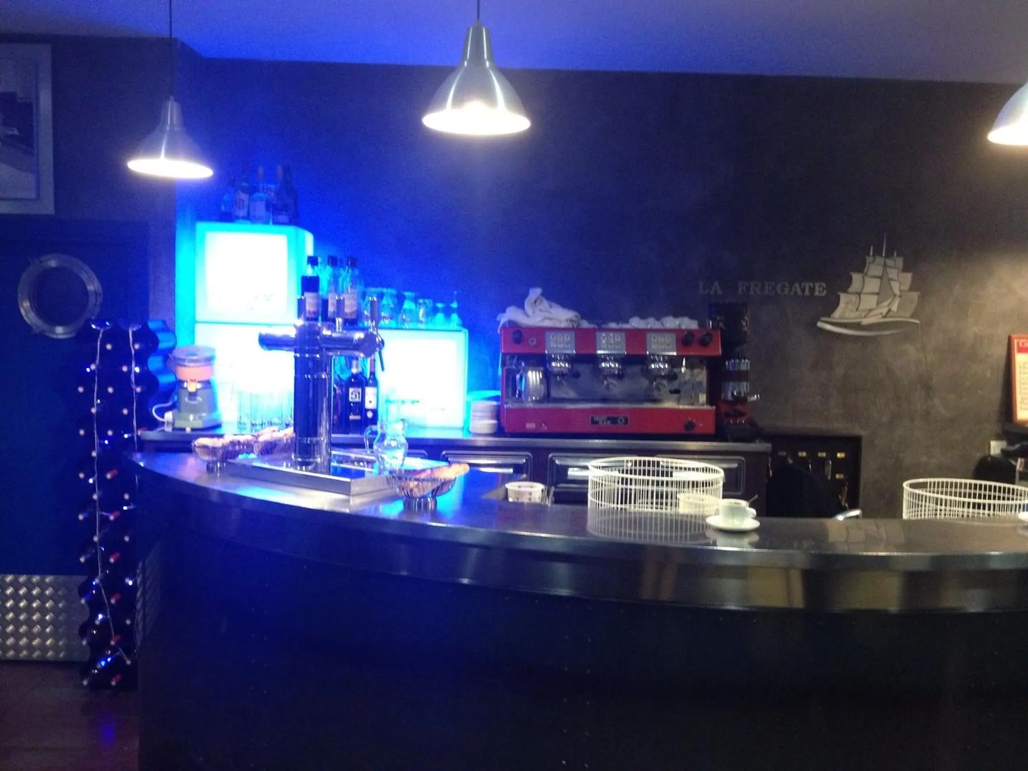 Lounge or bar in Hotel Restaurant La Frégate