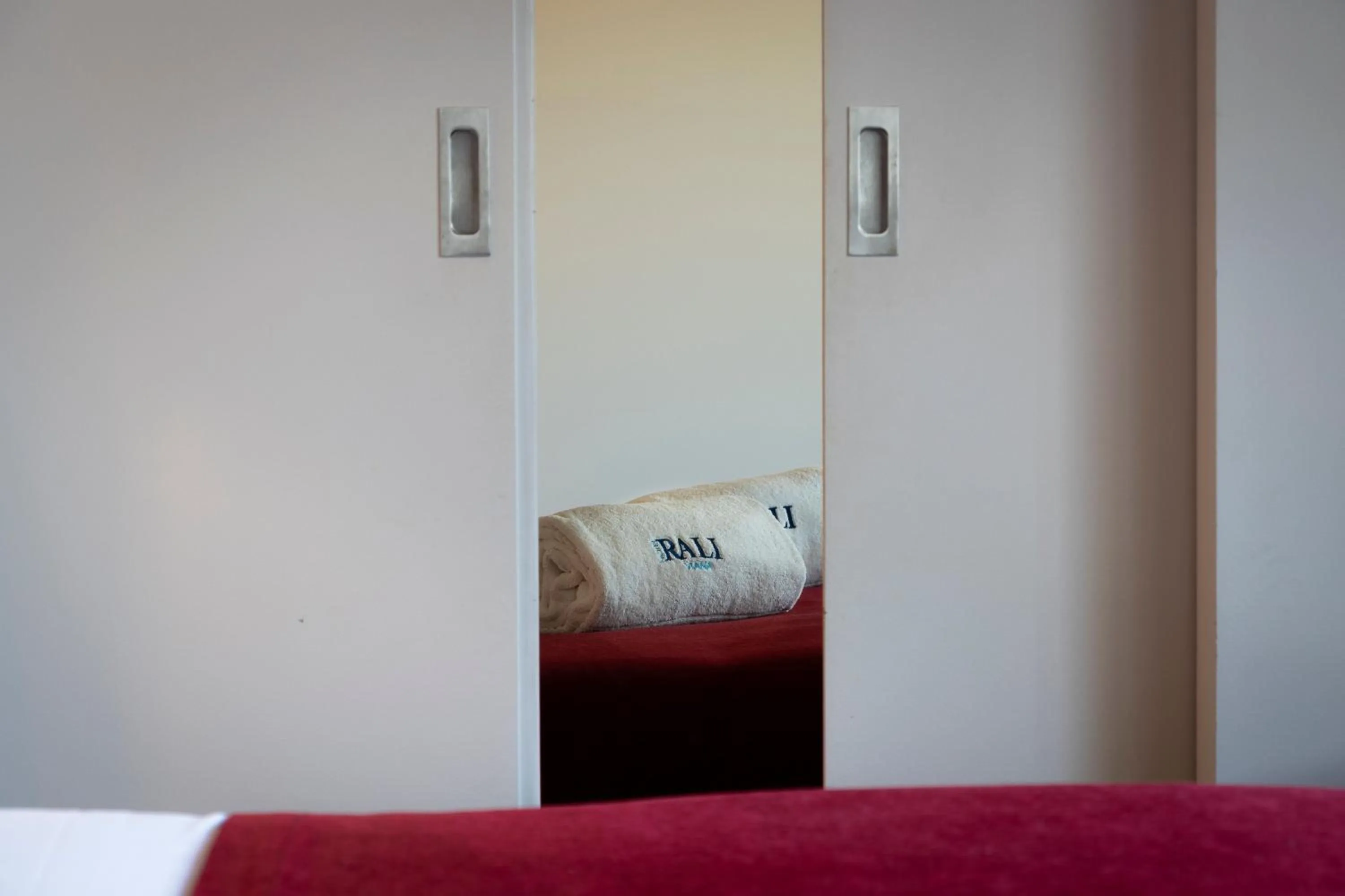 Bed in Hotel Rali Viana