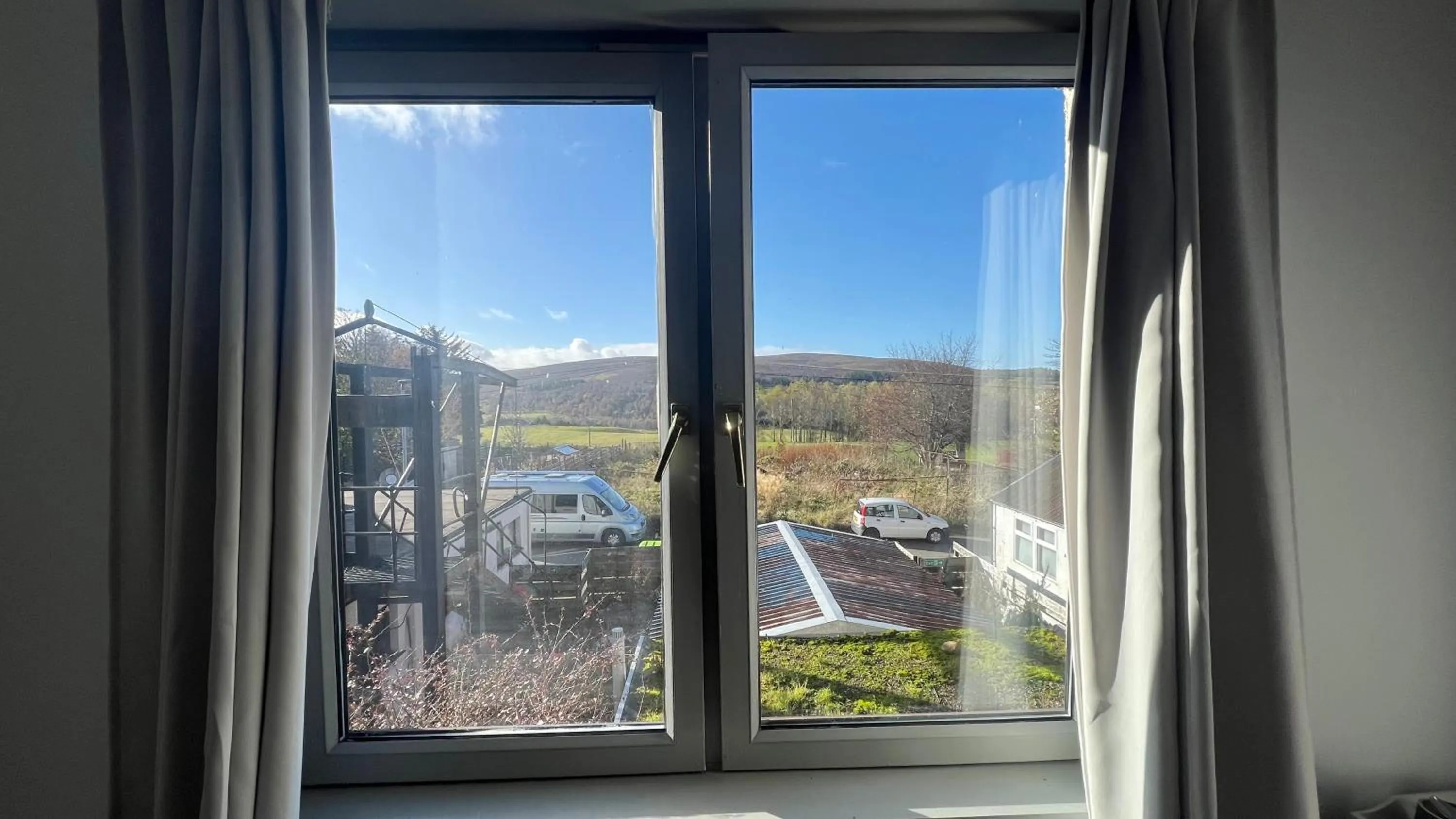 Mountain view in Hotel Square