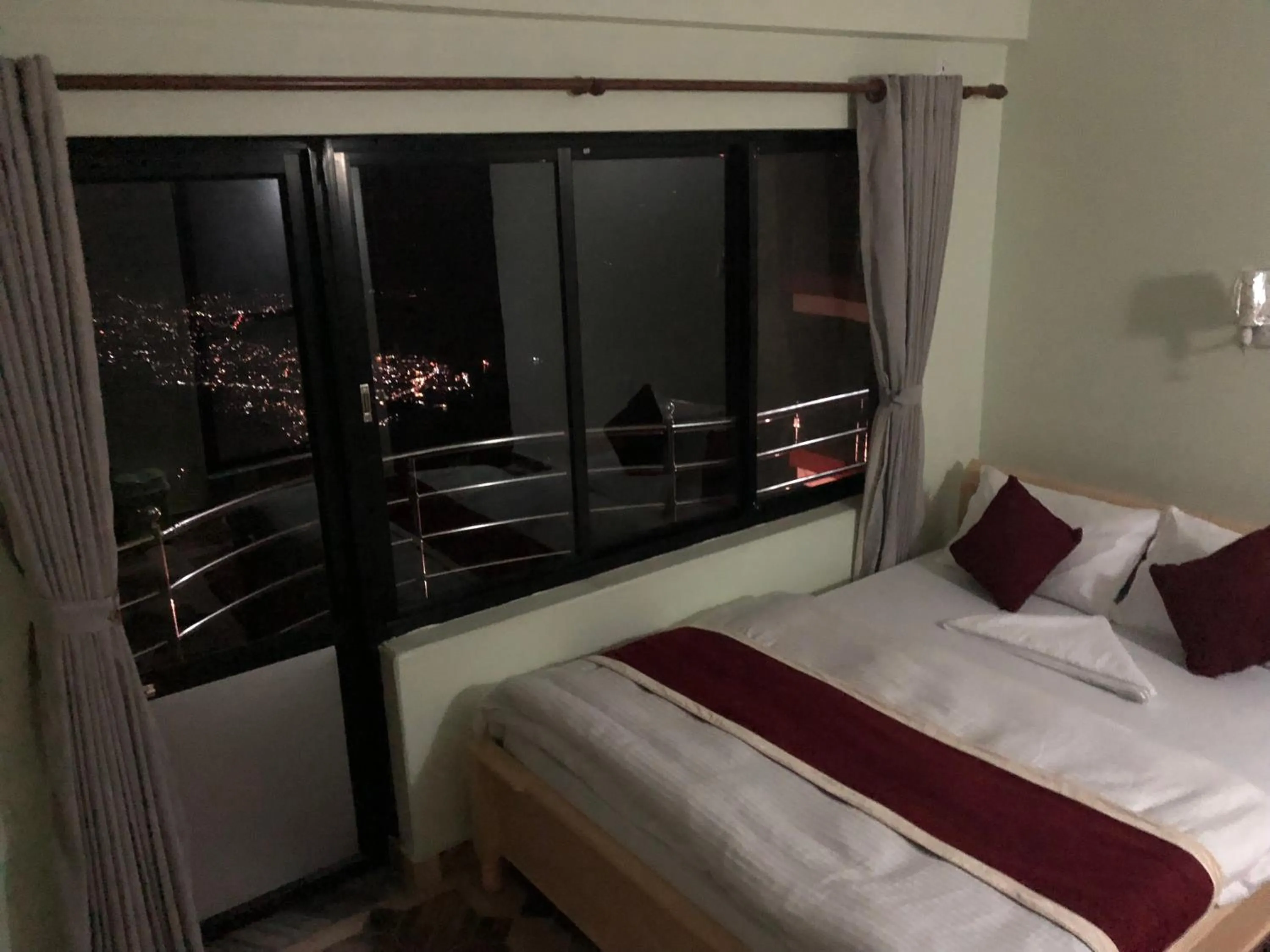 City view, Bed in Hotel Pristine Himalaya