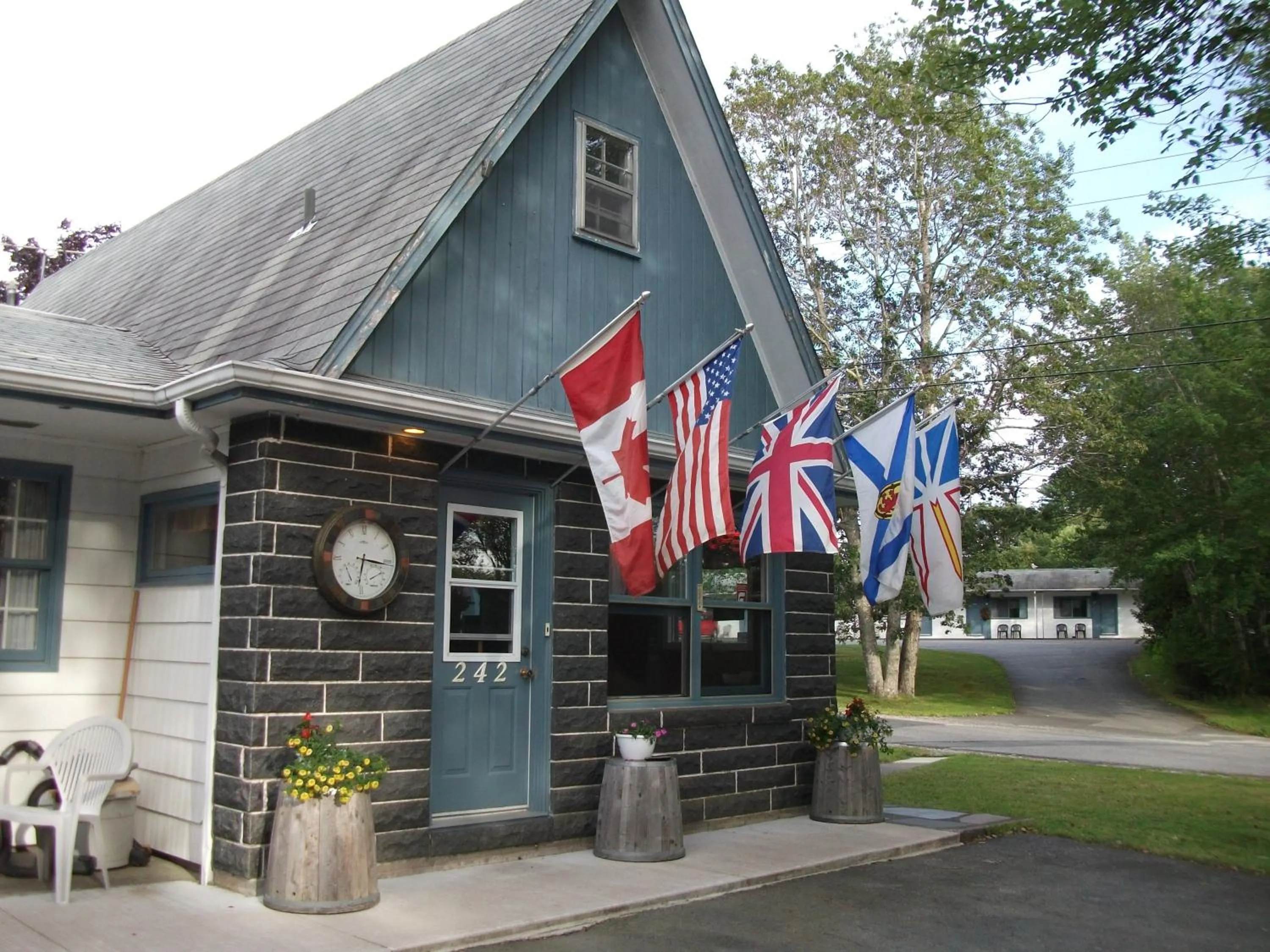 Facade/entrance in Wildwood Motel