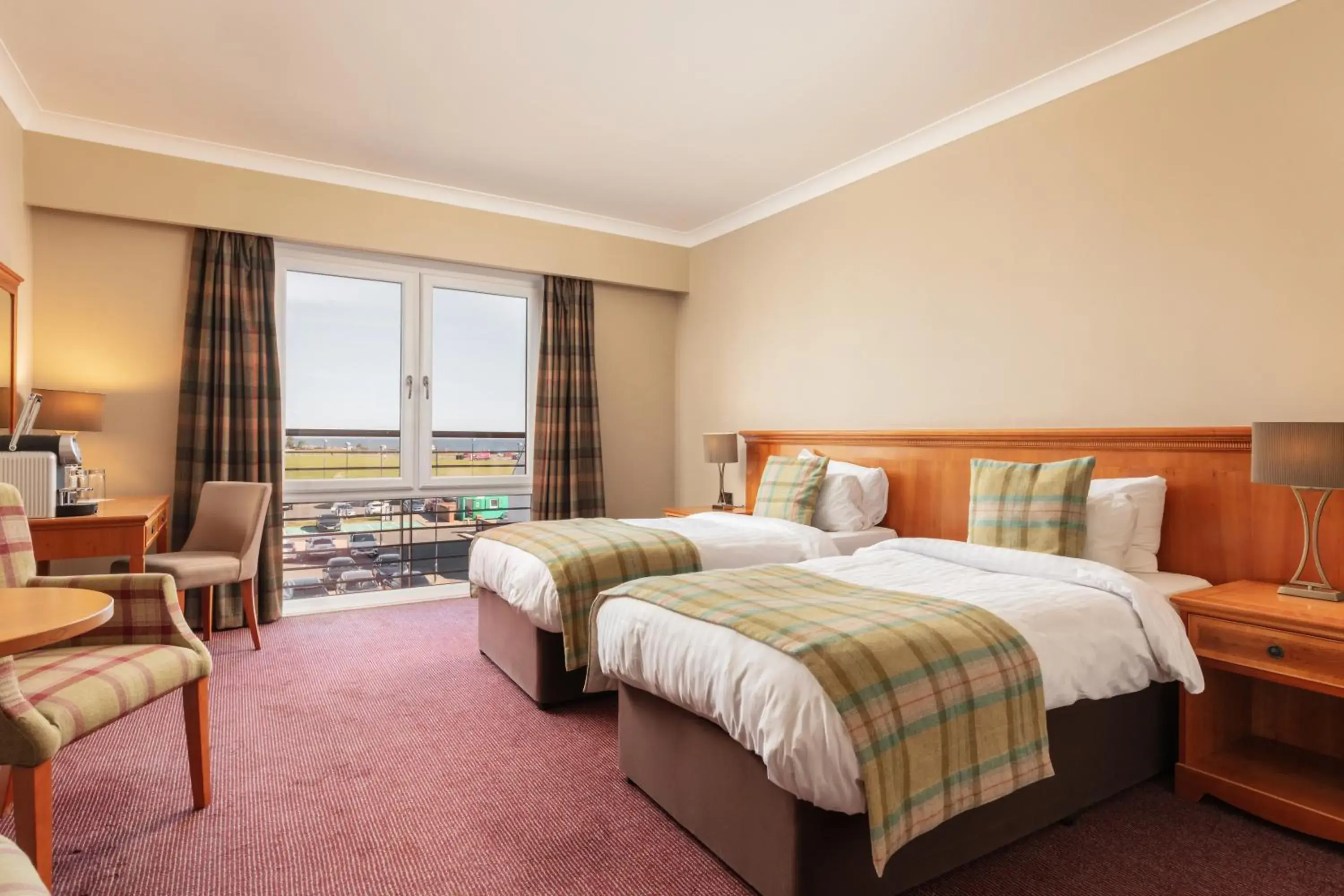 Standard Twin Room in Carnoustie Golf Hotel 'A Bespoke Hotel’ Standard Twin Room in Carnoustie Golf Hotel 'A Bespoke Hotel’