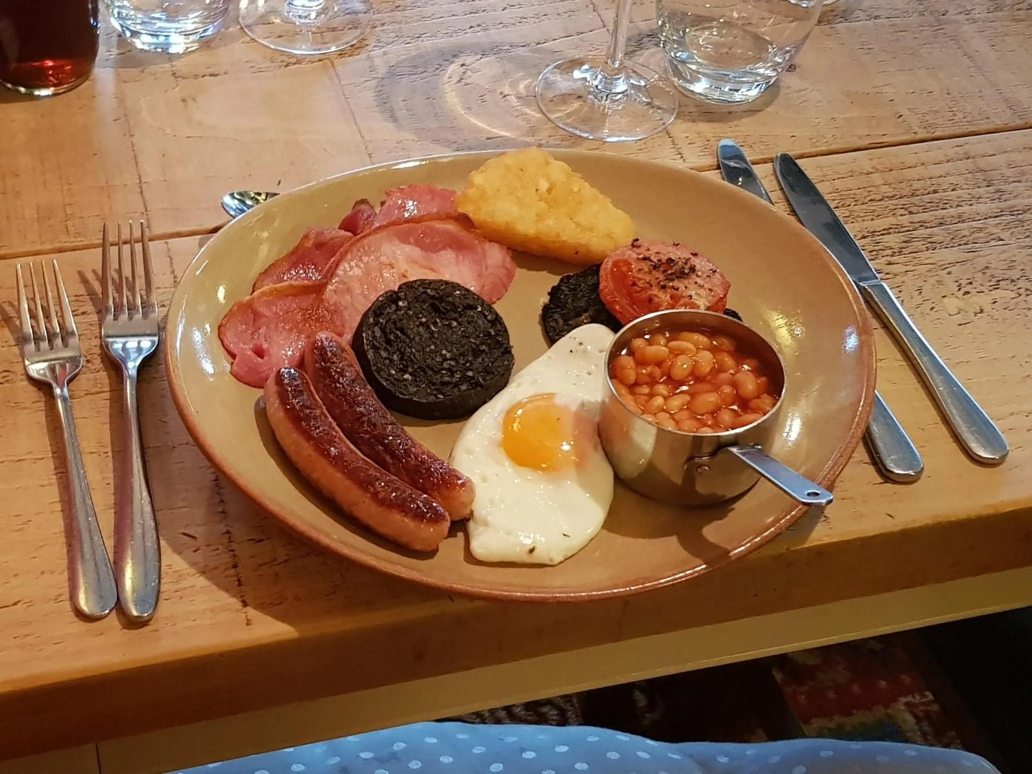 English/Irish breakfast in The Barn Courtyard