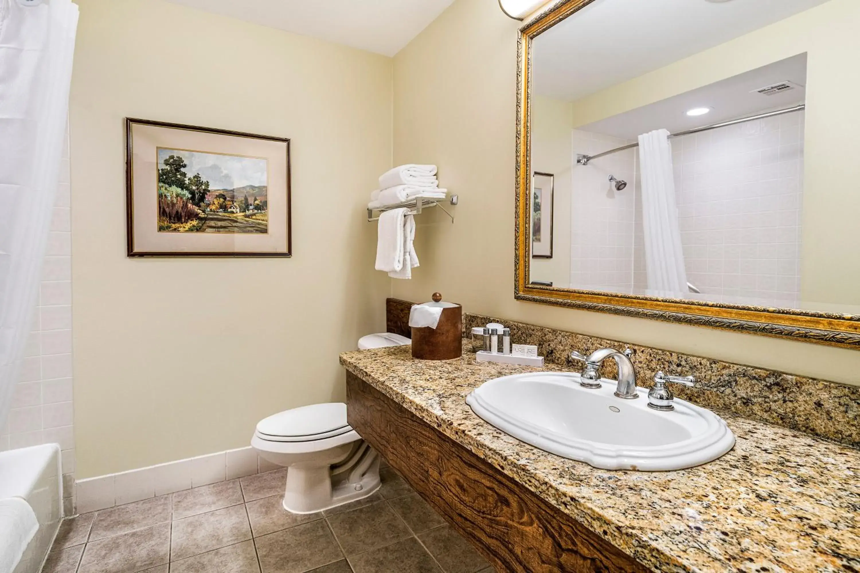 Queen Room in Winnemucca Inn & Casino Queen Room in Winnemucca Inn & Casino