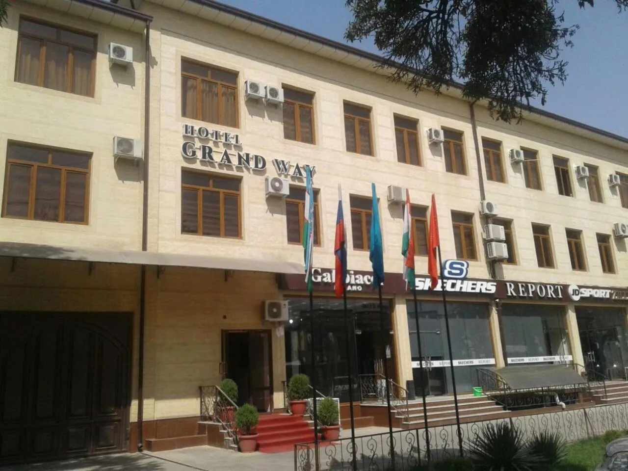 Hotel "GRAND WAY"