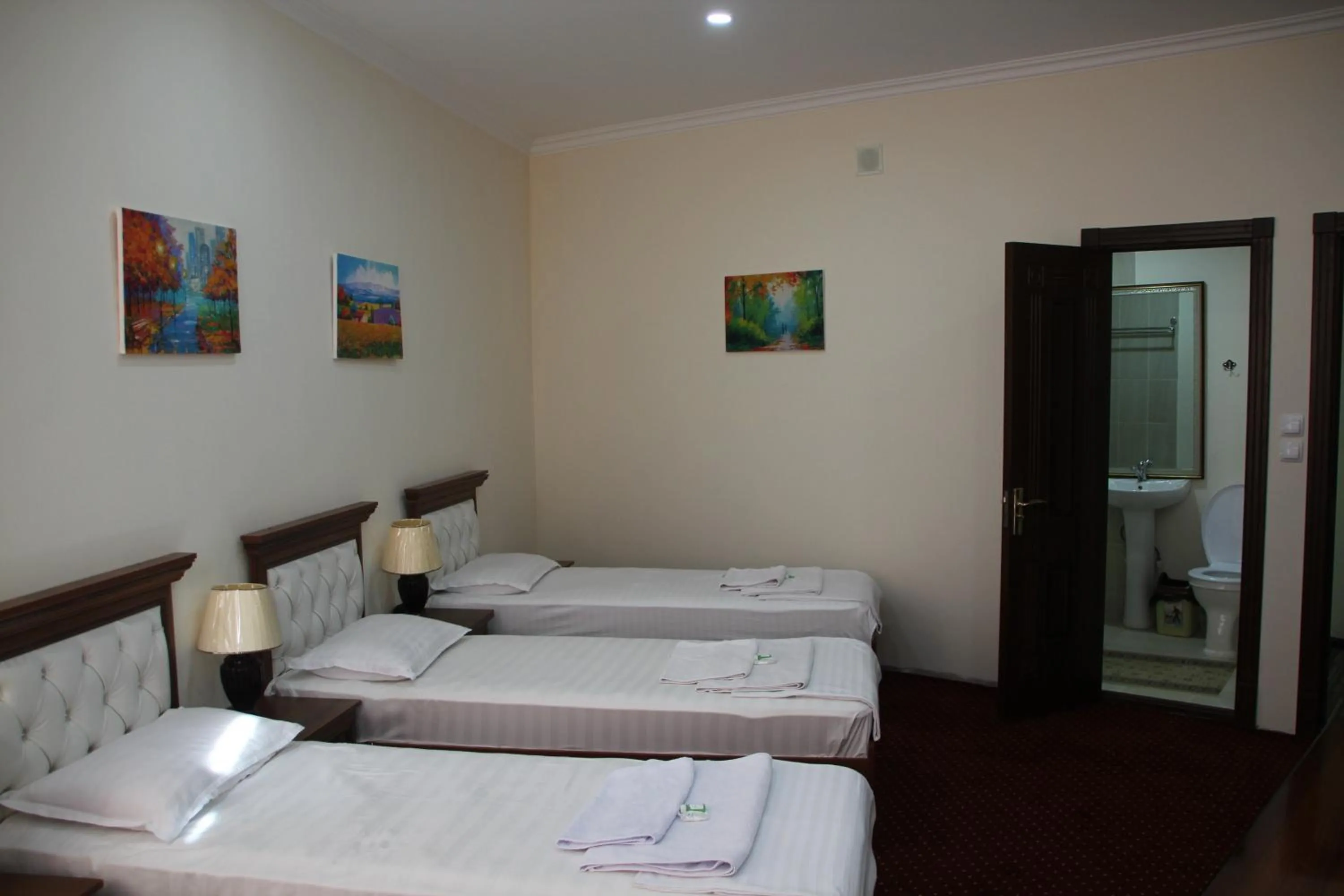 Hotel "GRAND WAY"