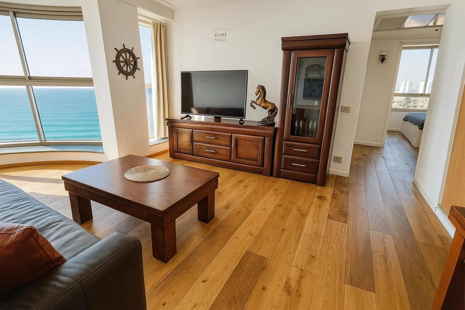 Communal lounge/ TV room in Luxurious Beach apartments