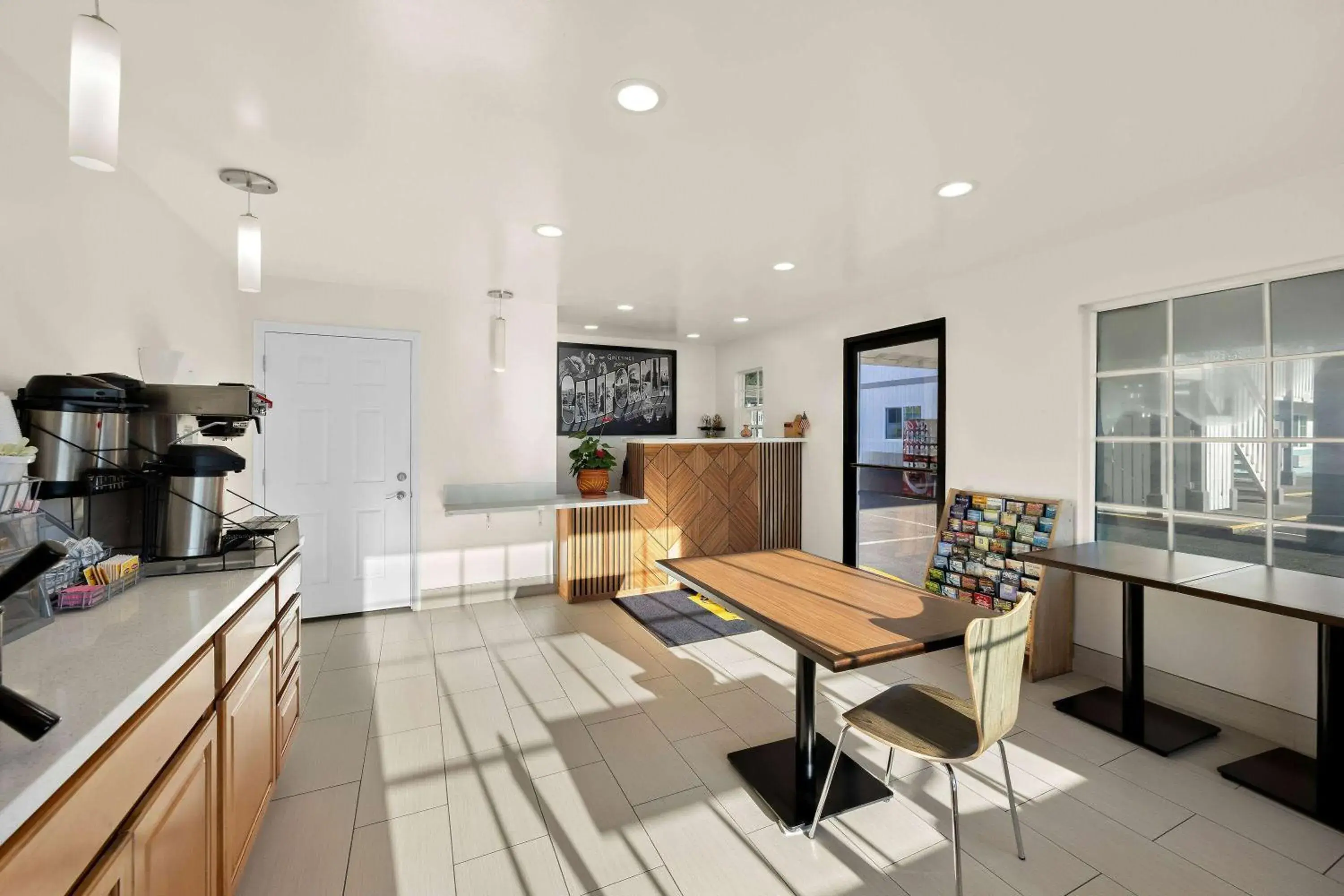 Lobby or reception in Super 8 by Wyndham Crescent City Lobby or reception in Super 8 by Wyndham Crescent City