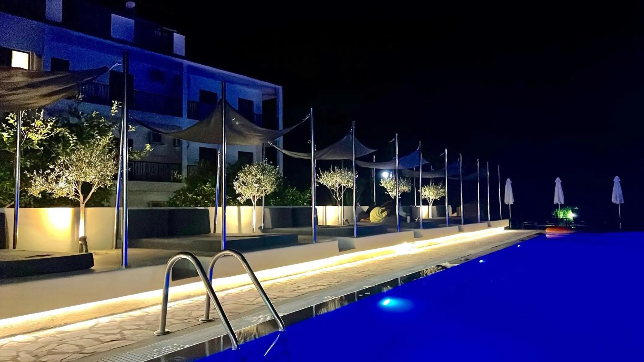 Night in IONIAN SUITES by Bruskos
