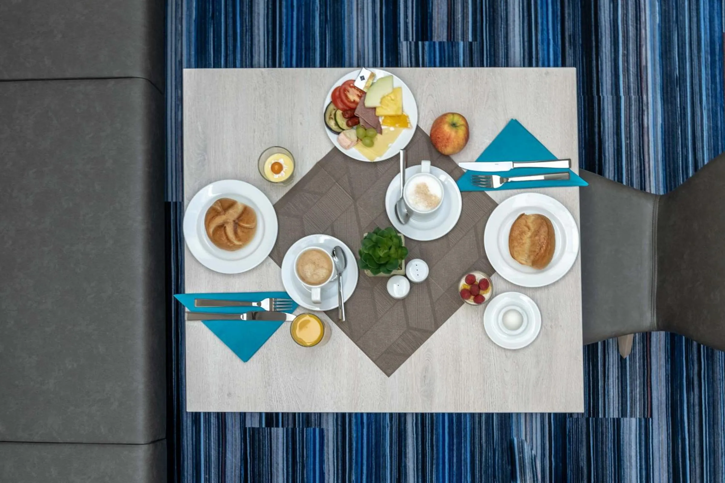 Breakfast in Hotel Lumi