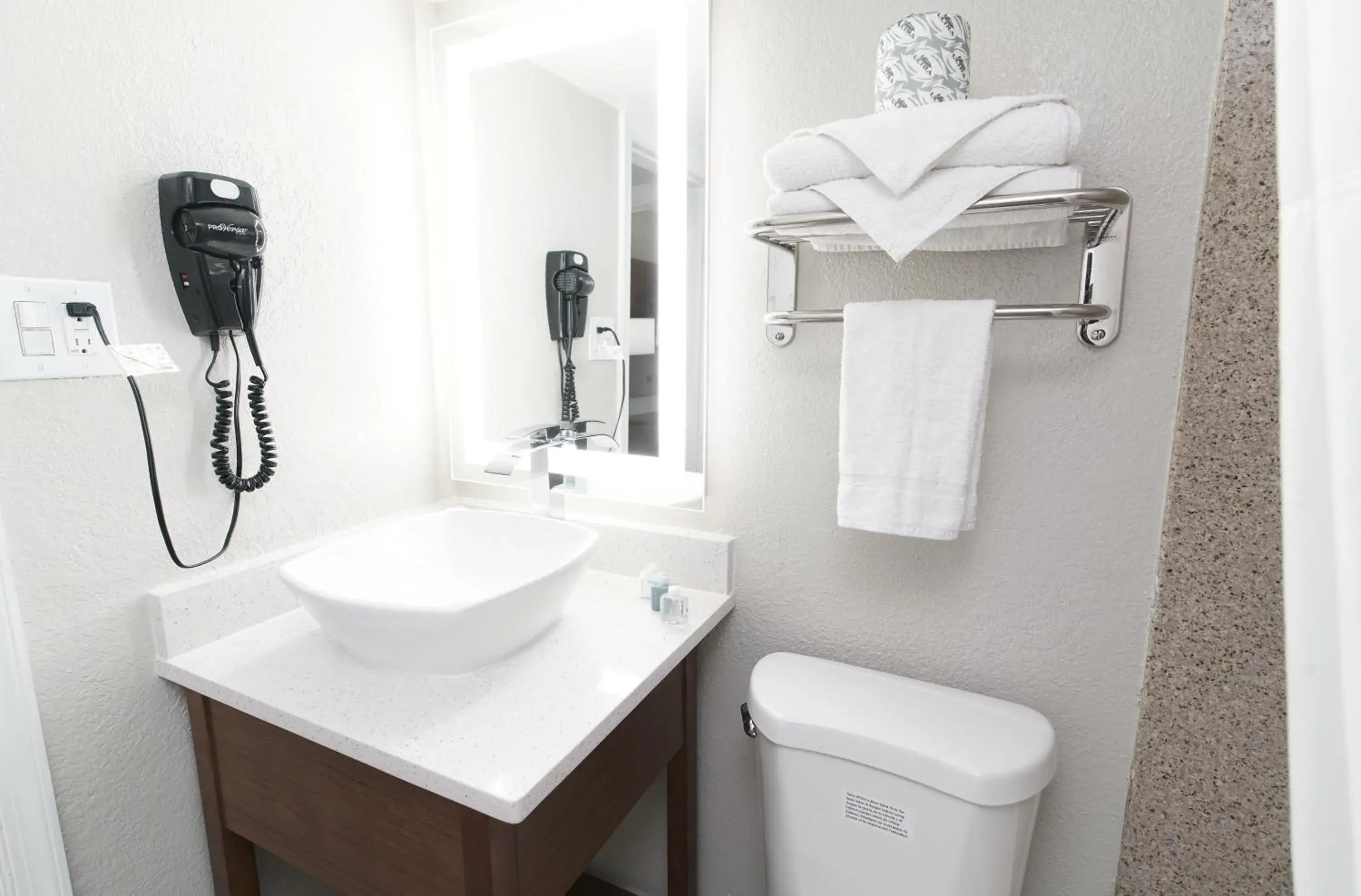 Bathroom in Seashire Inn & Suites