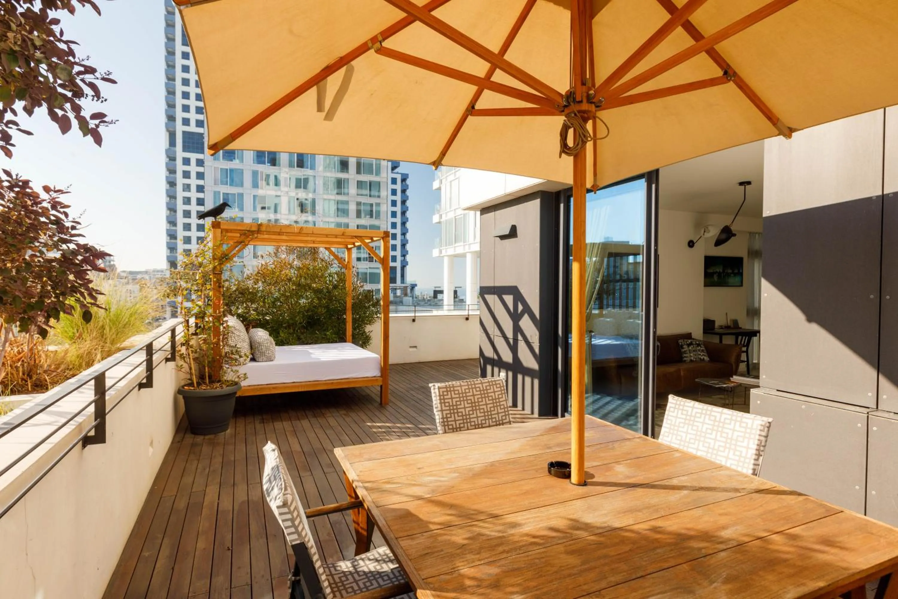 Balcony/Terrace in Renoma