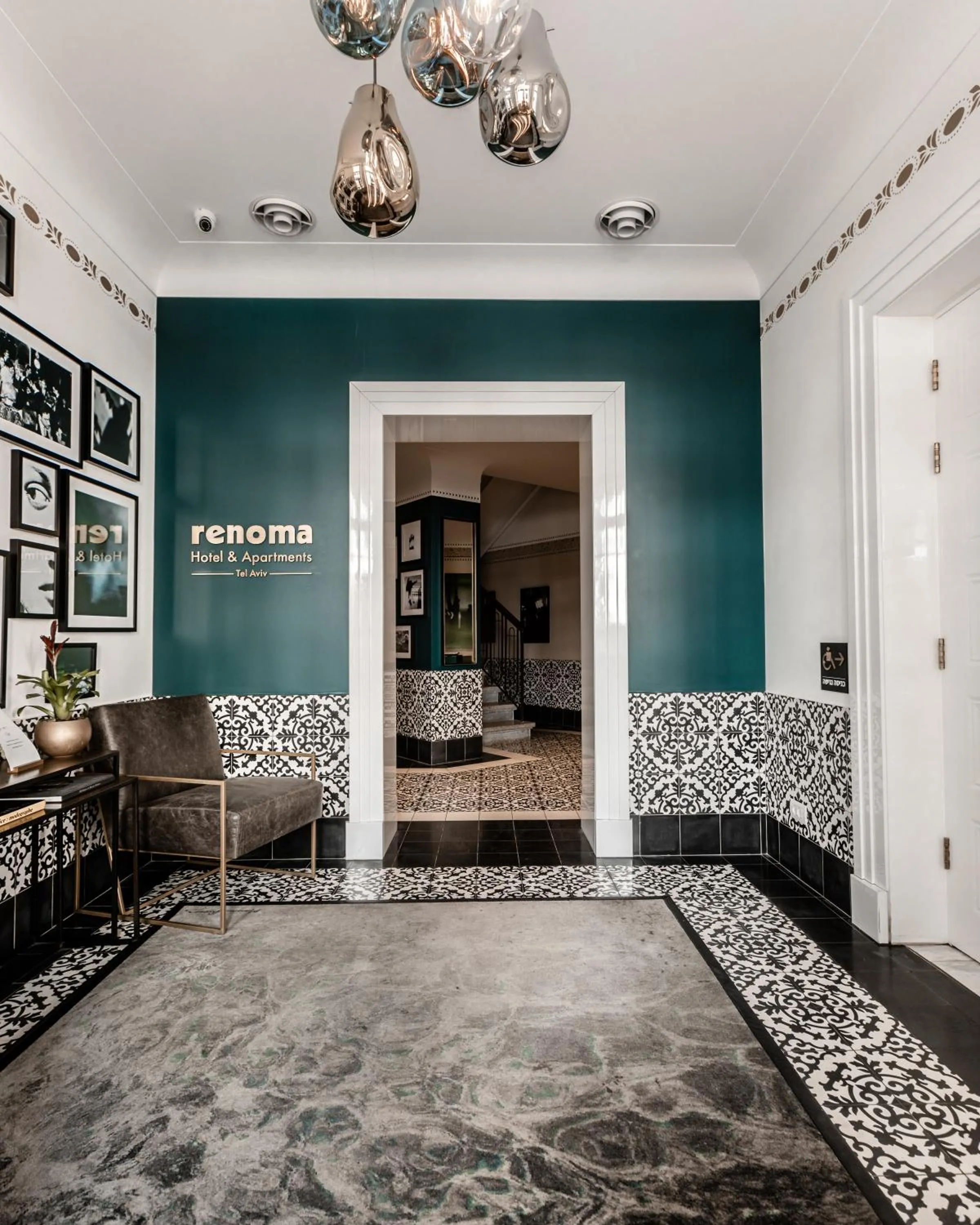 Facade/entrance in Renoma