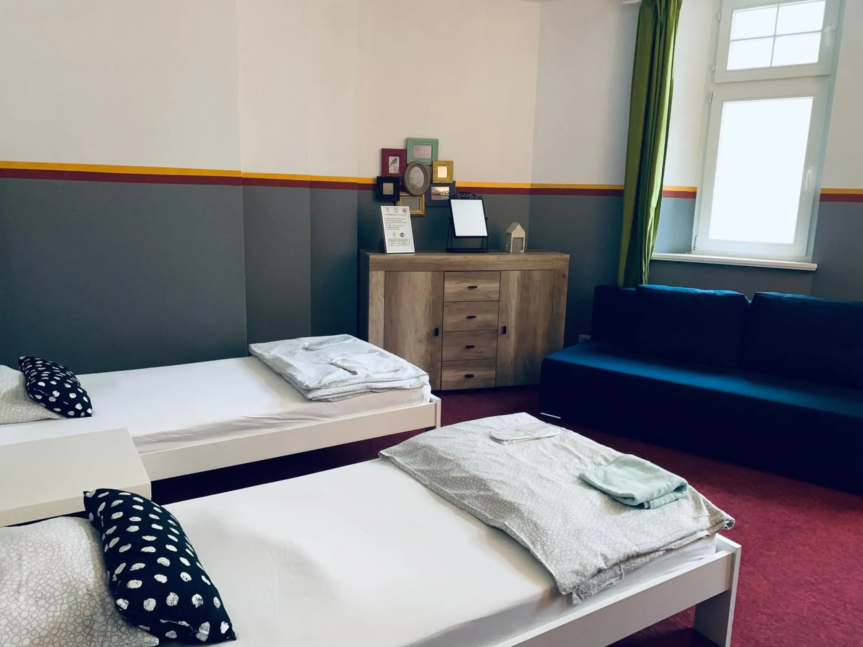 Twin Room with Shared Bathroom in Chilli Hostel Twin Room with Shared Bathroom in Chilli Hostel