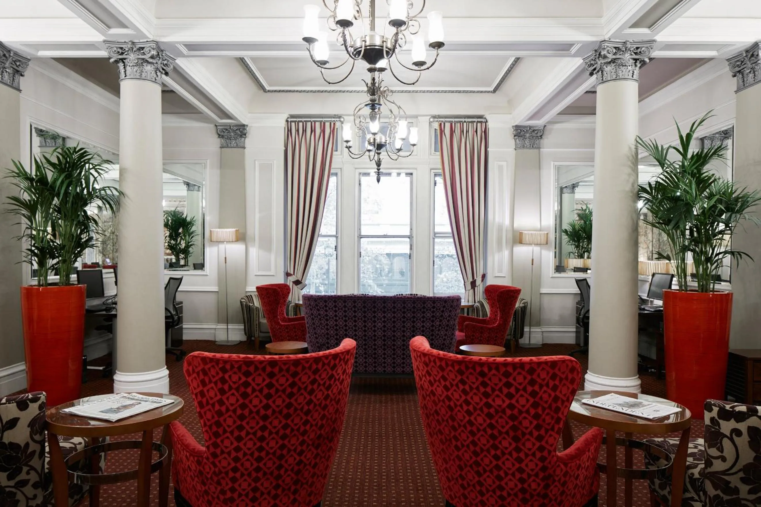 Lounge or bar in The Grand at Trafalgar Square