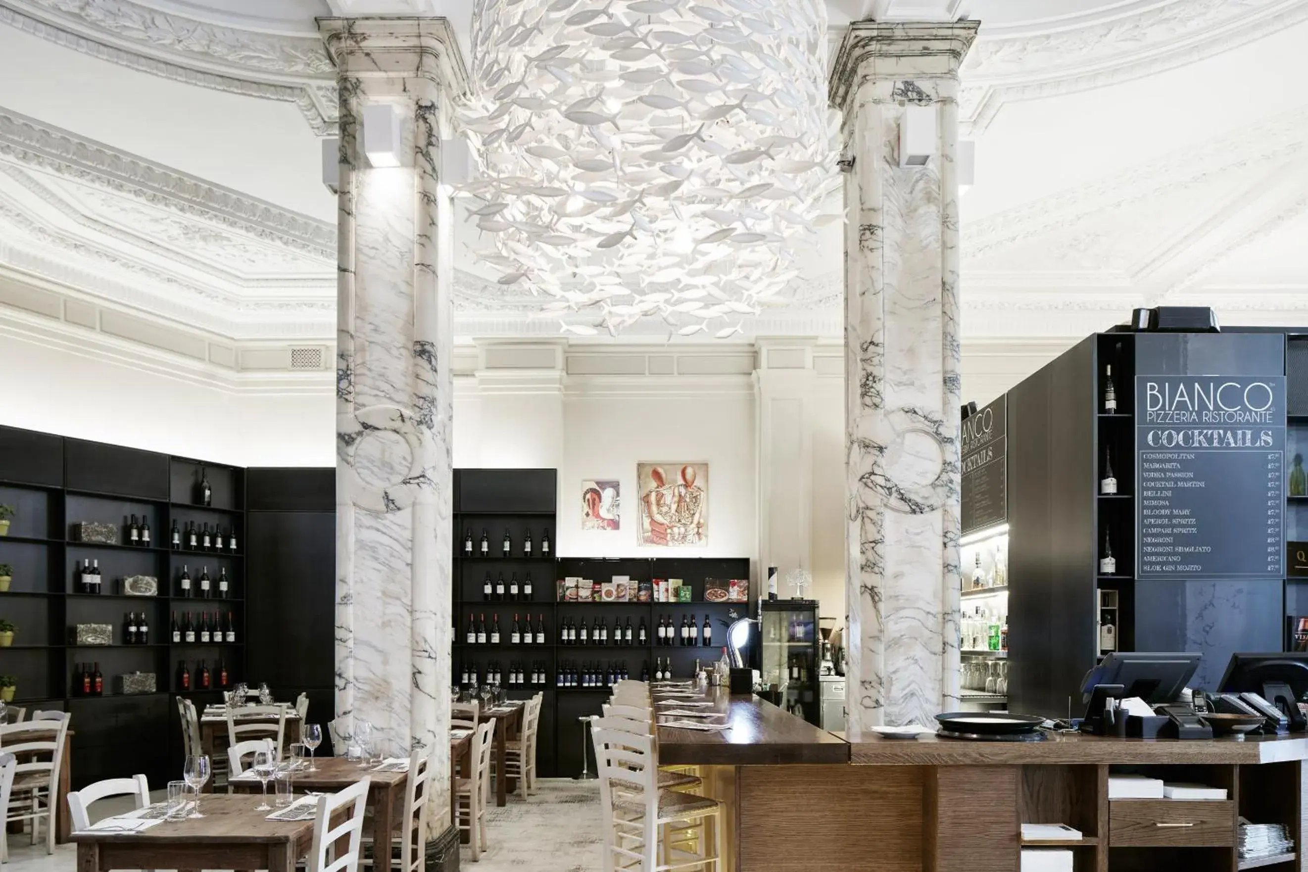 Restaurant/places to eat in The Grand at Trafalgar Square Restaurant/places to eat in The Grand at Trafalgar Square