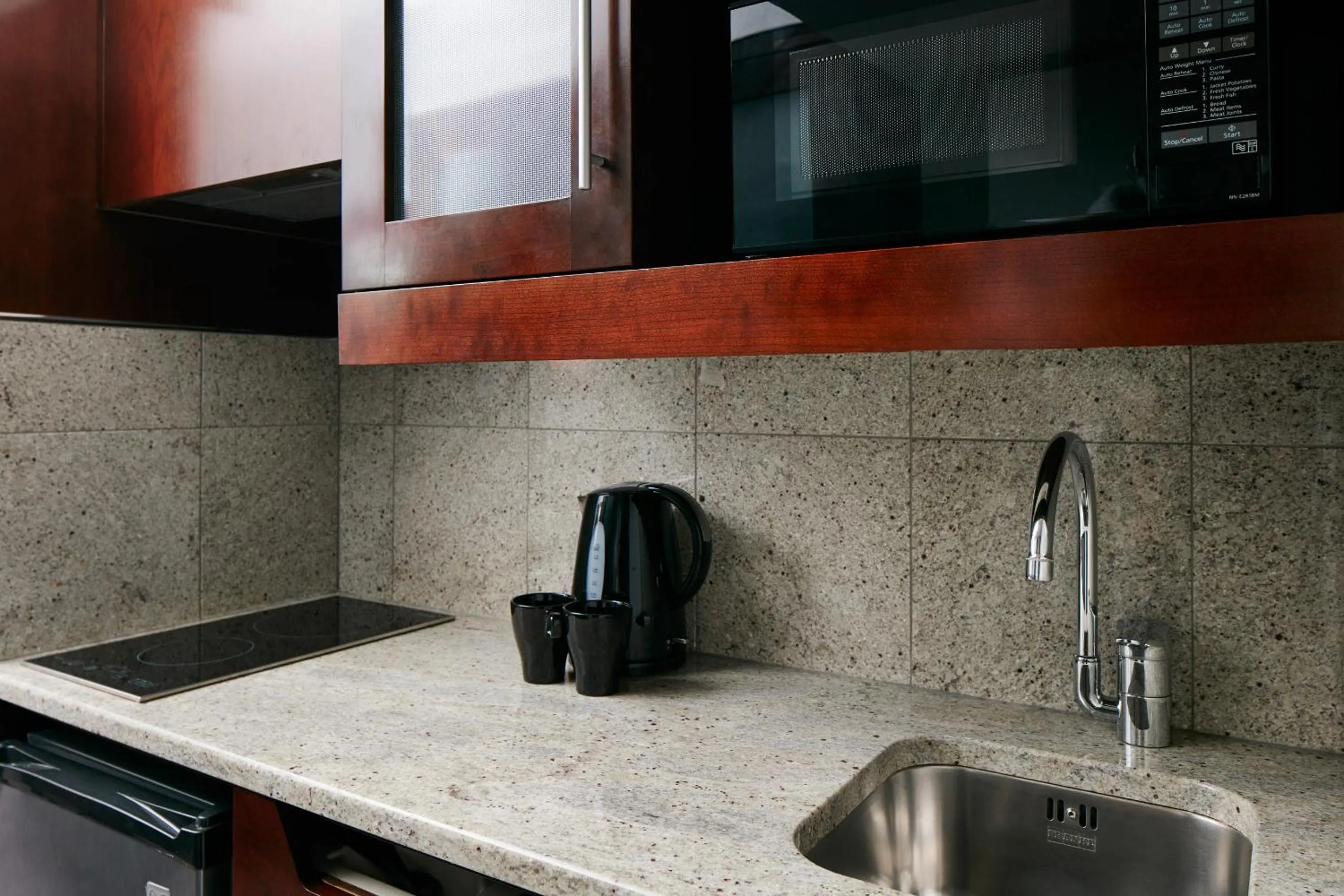 Kitchen or kitchenette in The Grand at Trafalgar Square