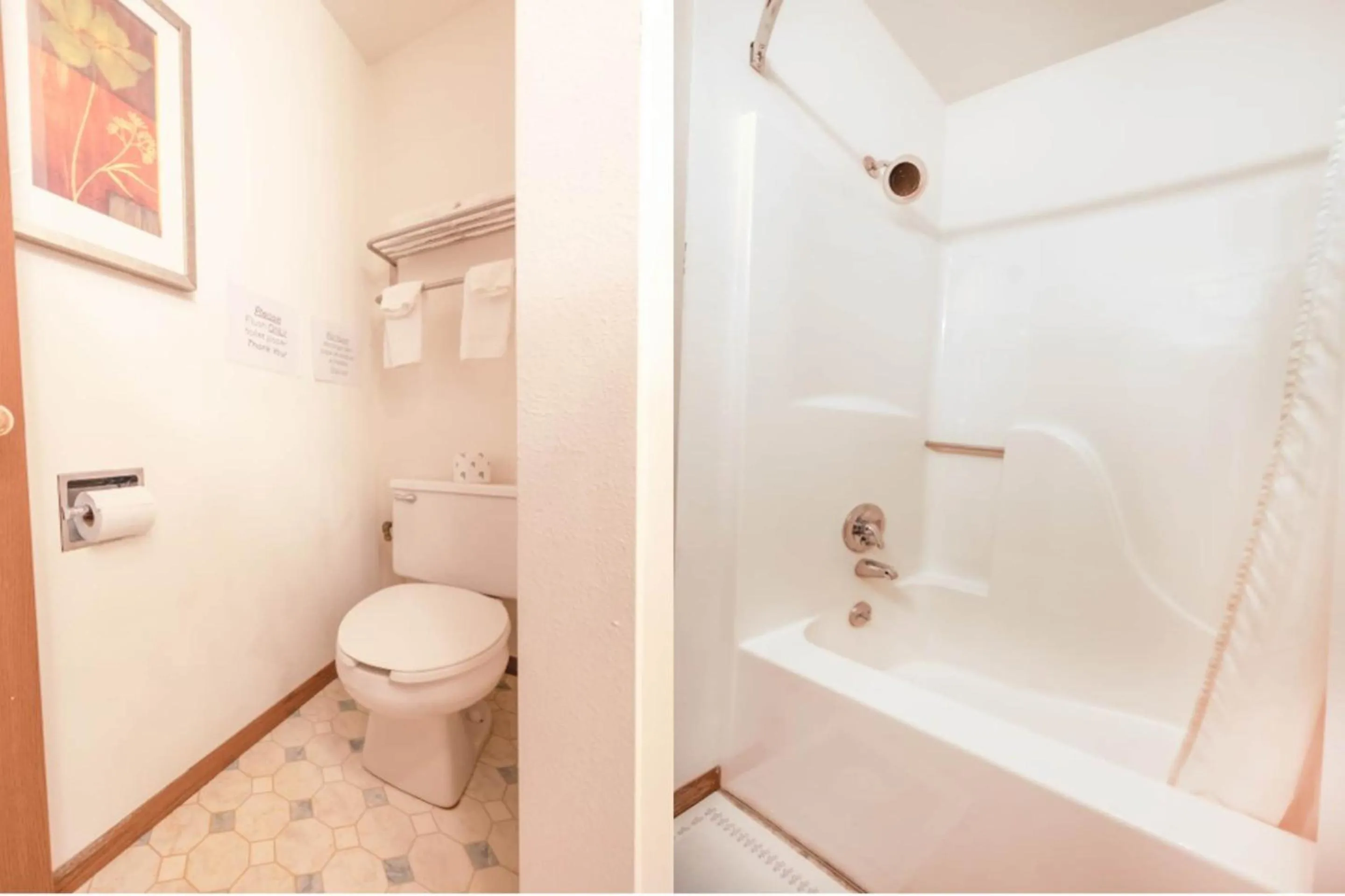 Bathroom in Harlan Inn and Suites By OYO Harlan