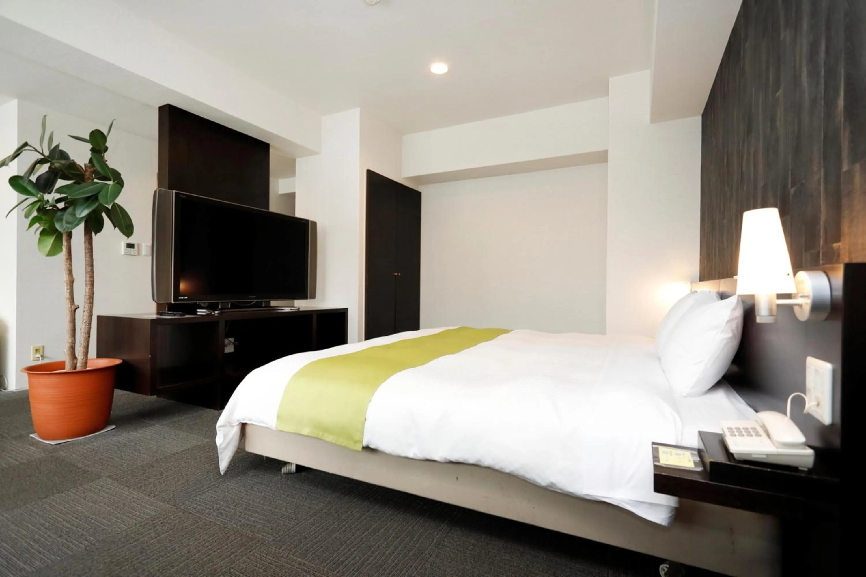 Bedroom, Bed in Kurume Hotel Esprit