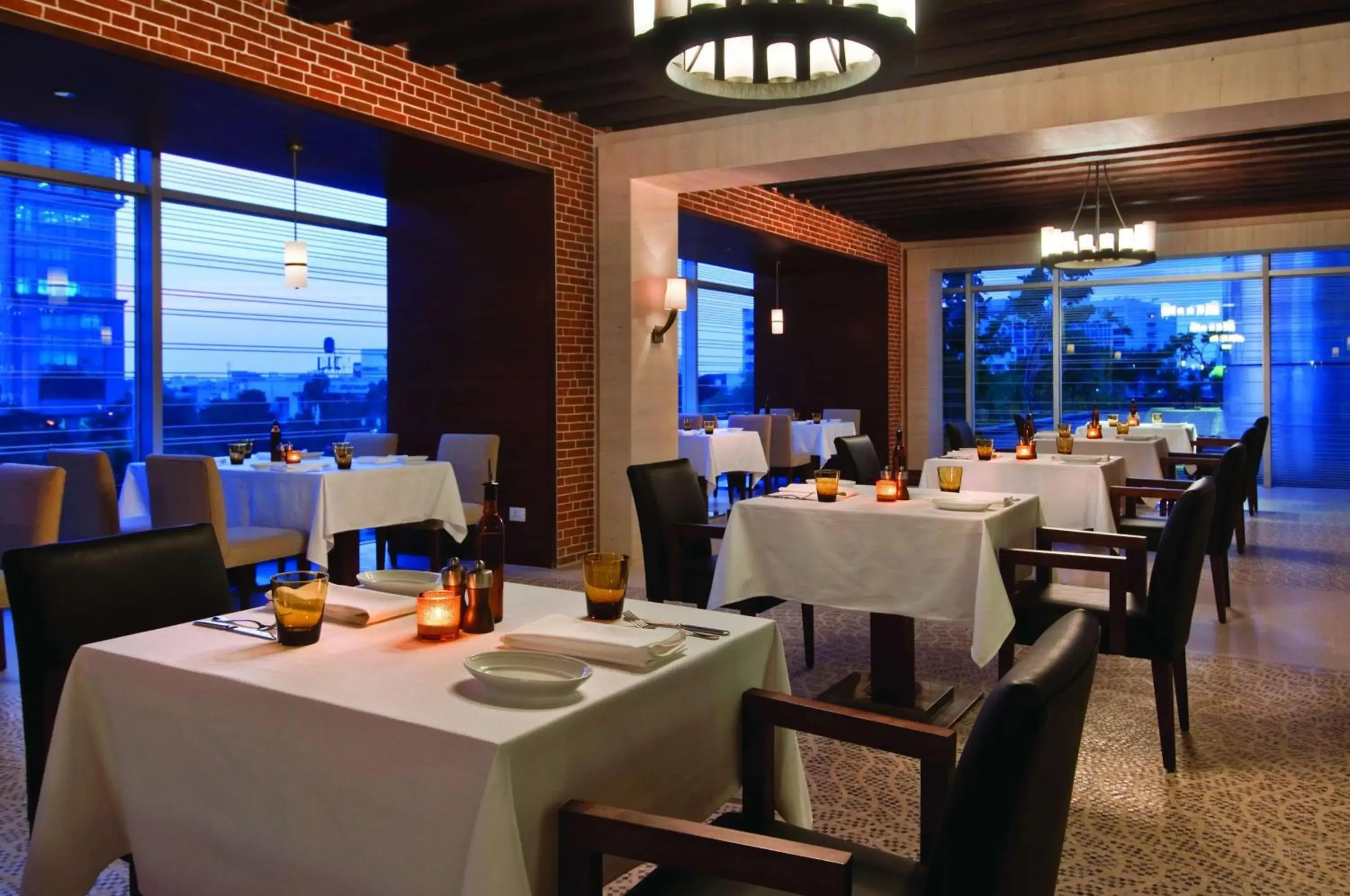 Restaurant/places to eat in Hyatt Regency Chennai Restaurant/places to eat in Hyatt Regency Chennai