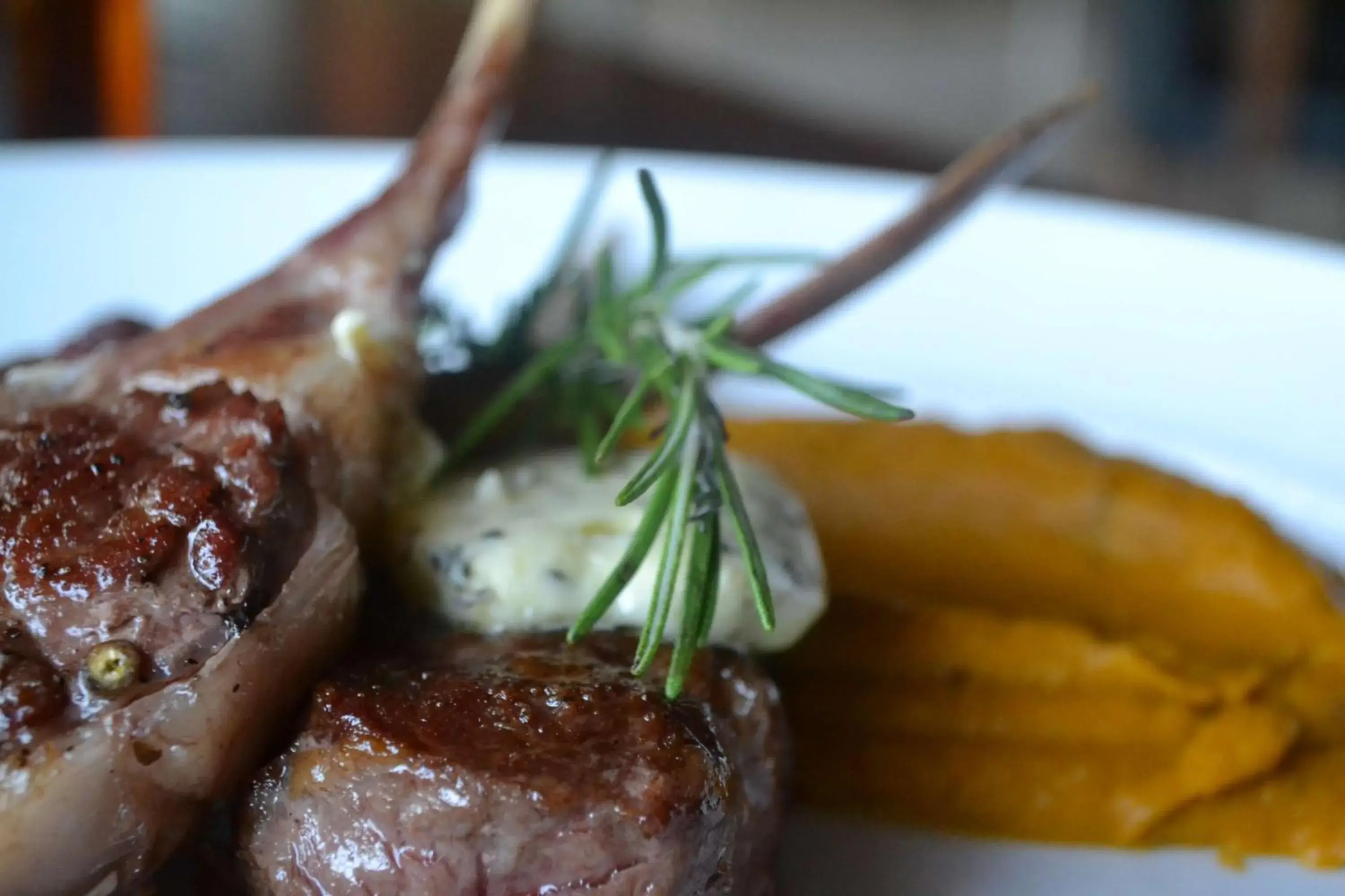 Restaurant/places to eat in Hyatt Regency Chennai Restaurant/places to eat in Hyatt Regency Chennai