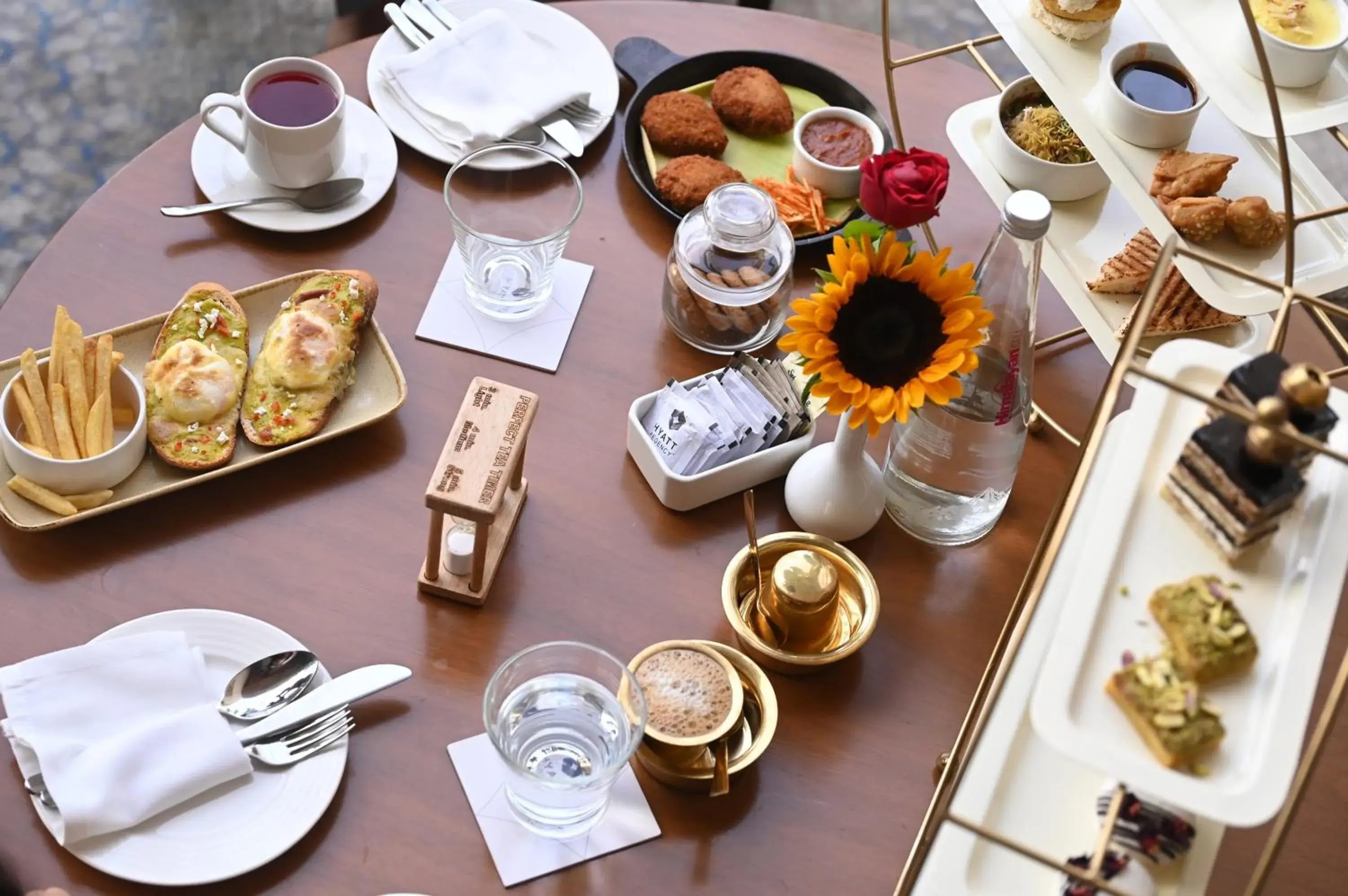 Restaurant/places to eat in Hyatt Regency Chennai Restaurant/places to eat in Hyatt Regency Chennai