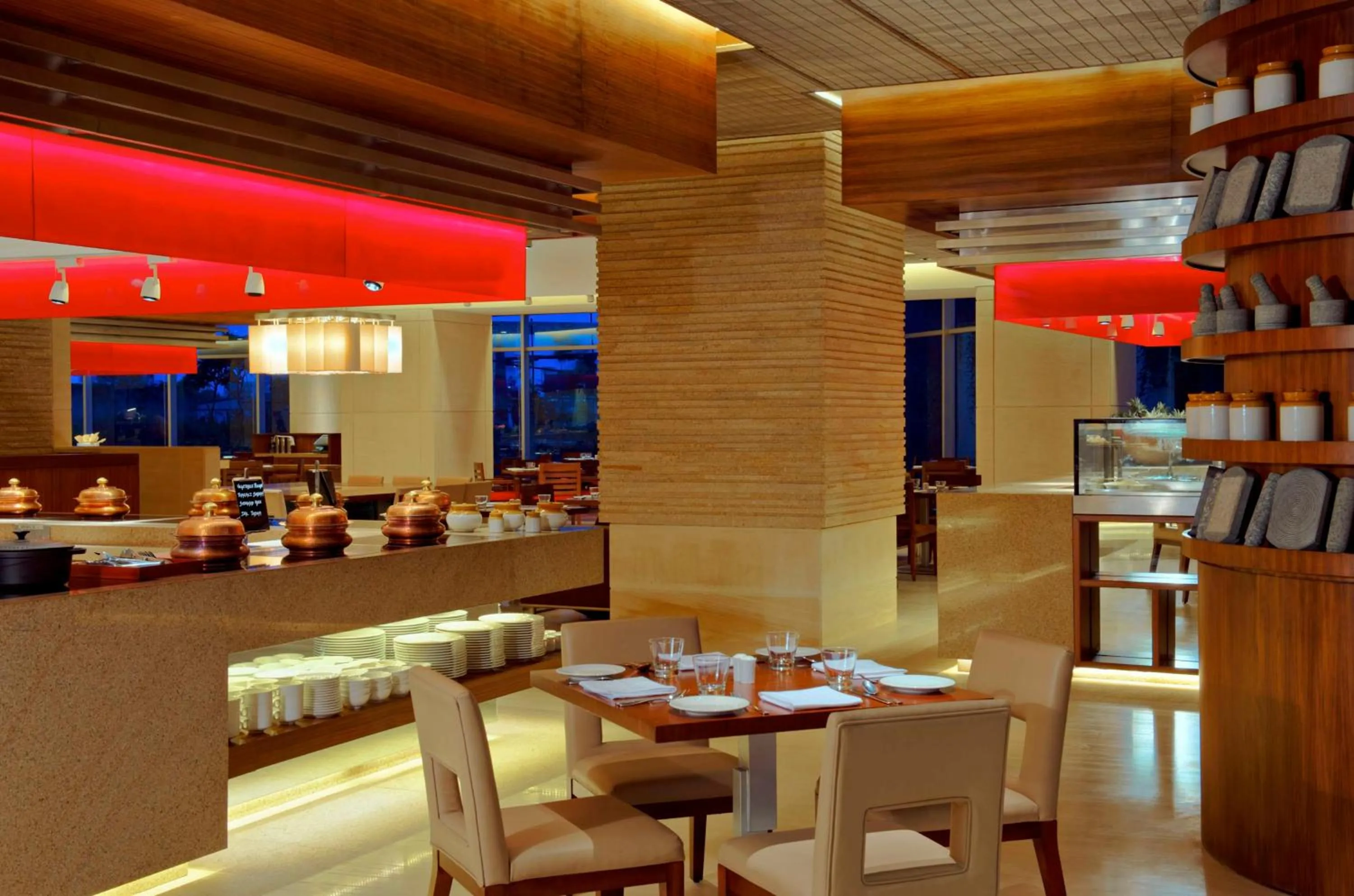 Restaurant/places to eat in Hyatt Regency Chennai