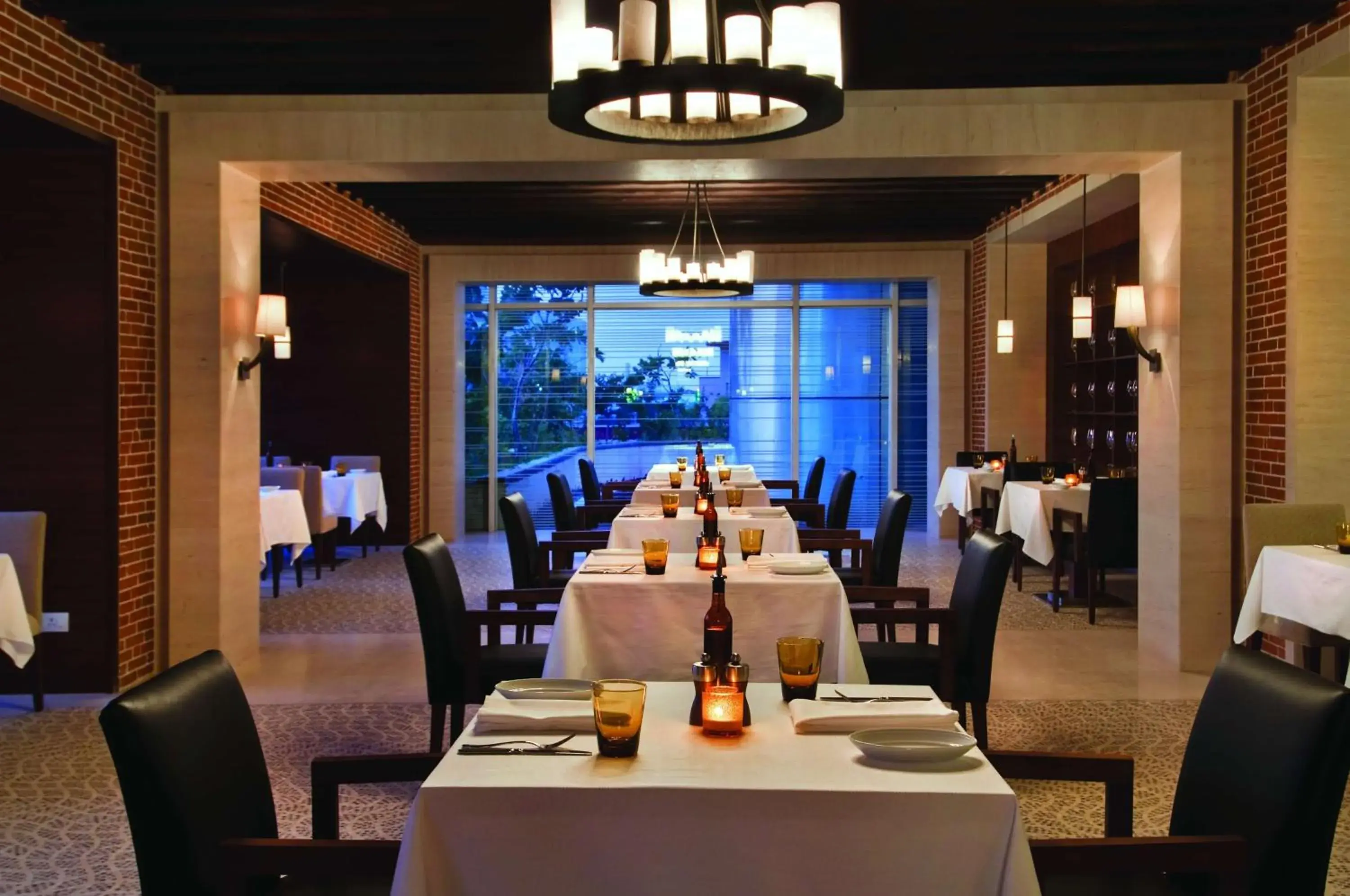 Restaurant/places to eat in Hyatt Regency Chennai Restaurant/places to eat in Hyatt Regency Chennai