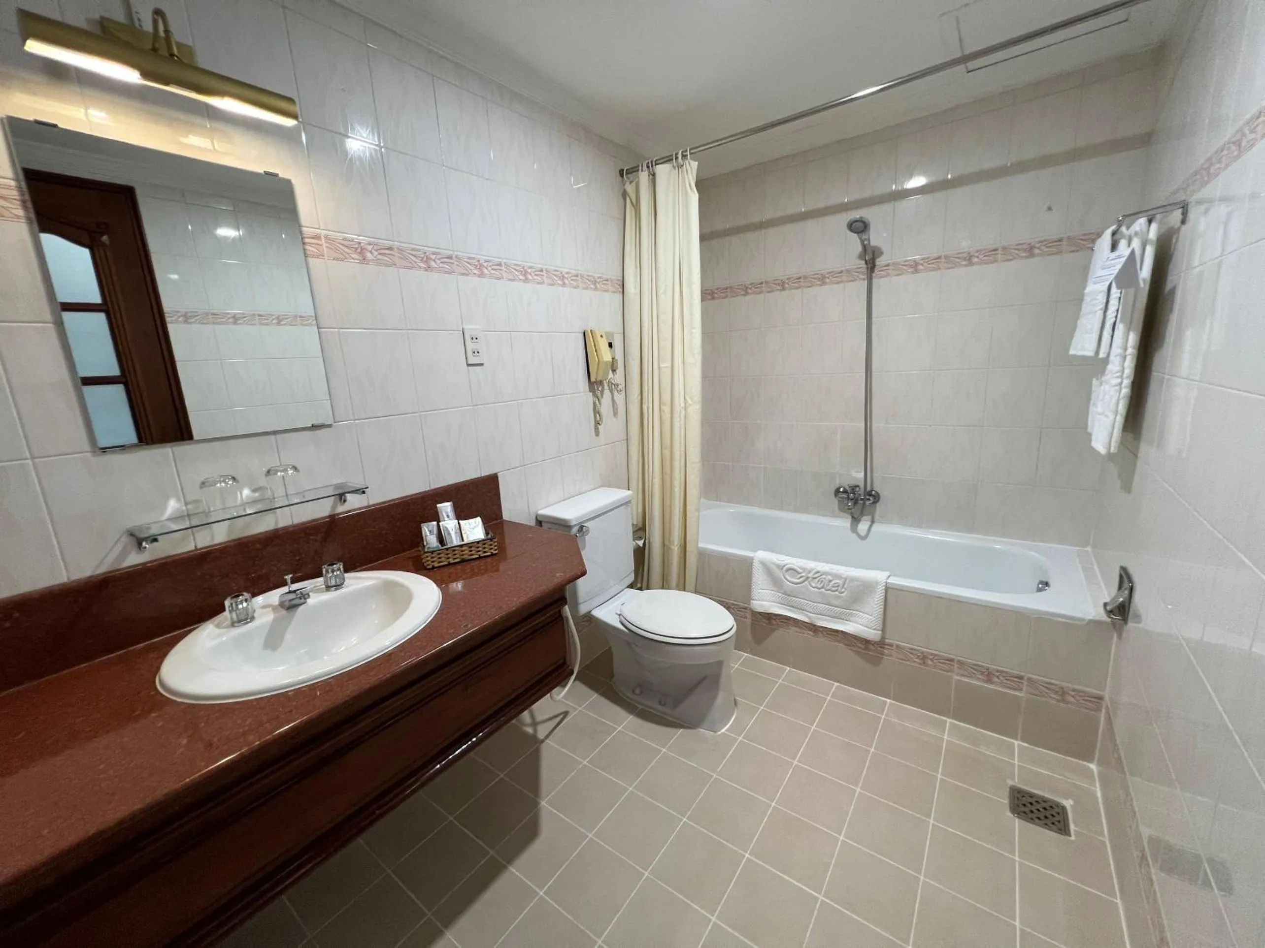 Riverside Hotel Saigon