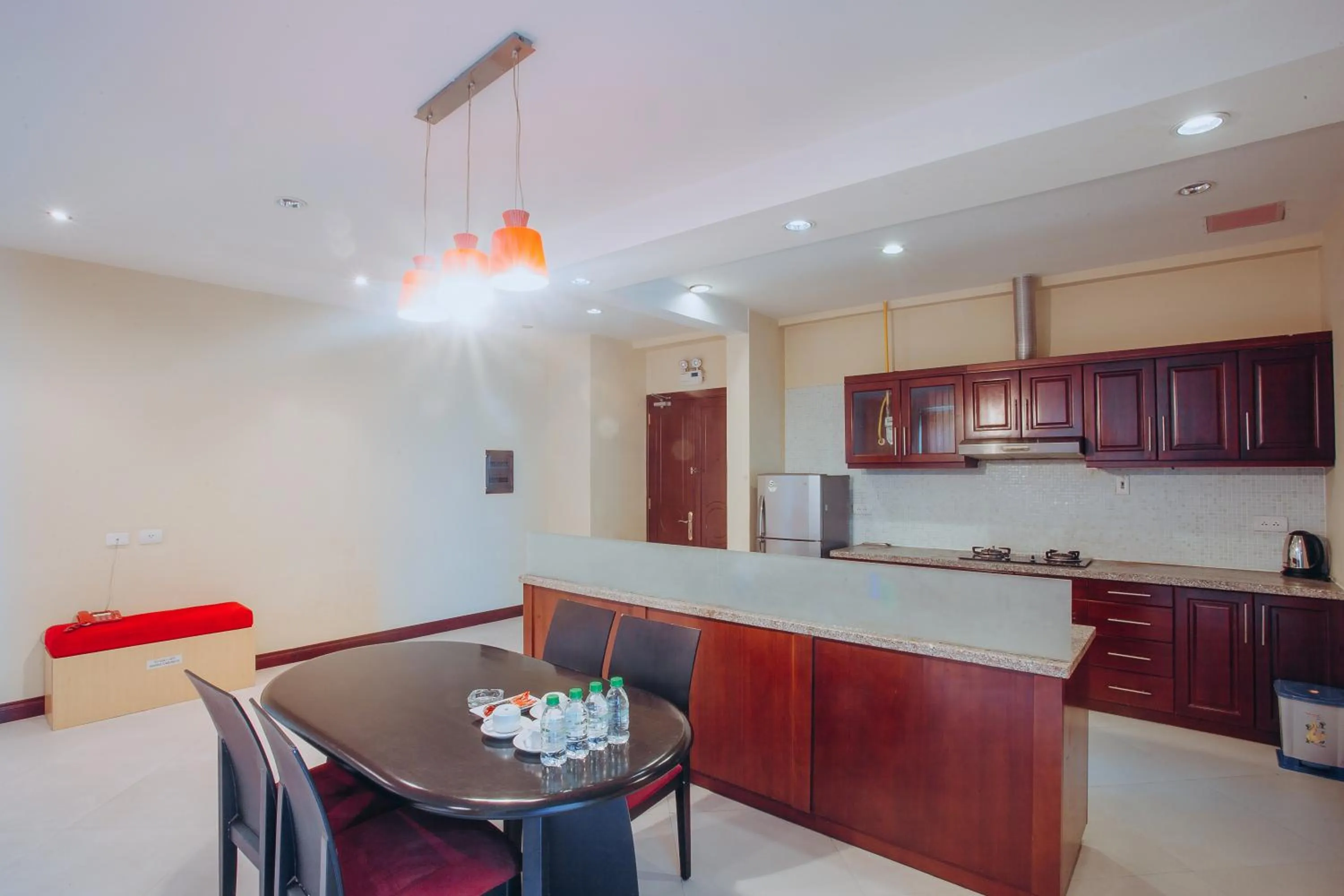 Kitchen or kitchenette in Vinh Trung Plaza Hotel