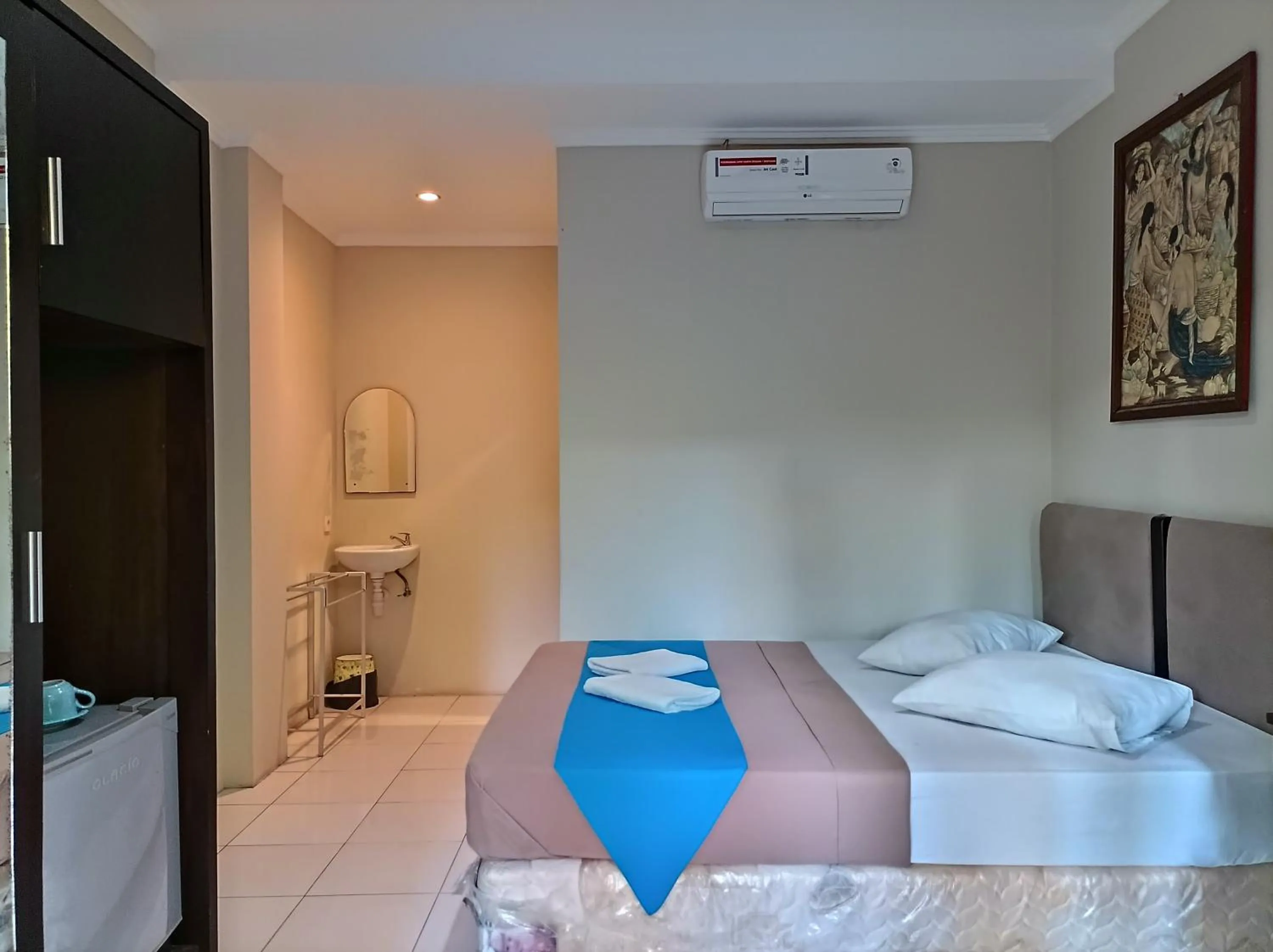 Bedroom, Bed in Sapta Petala Hotel