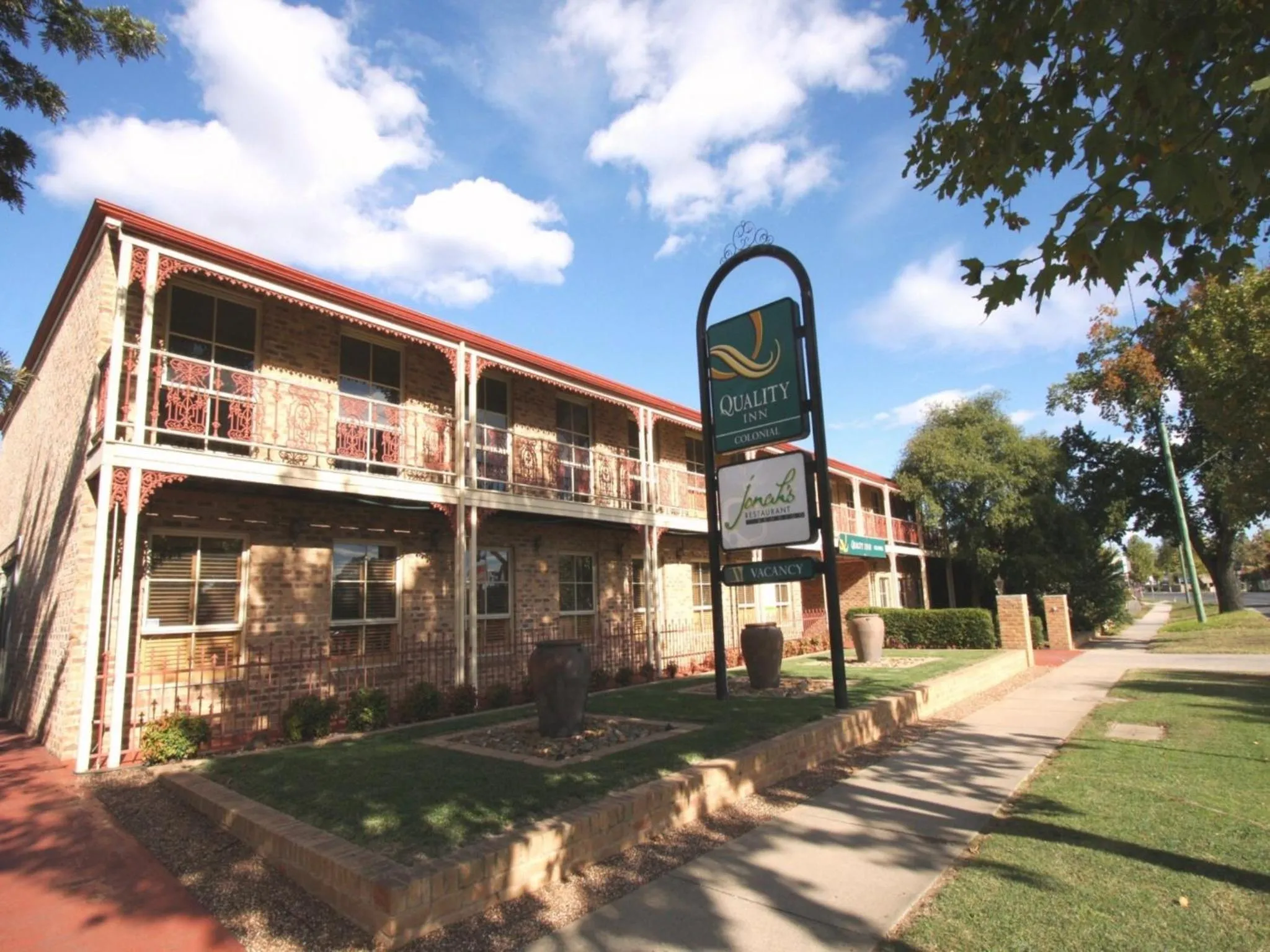 Balcony/Terrace in Quality Inn Colonial