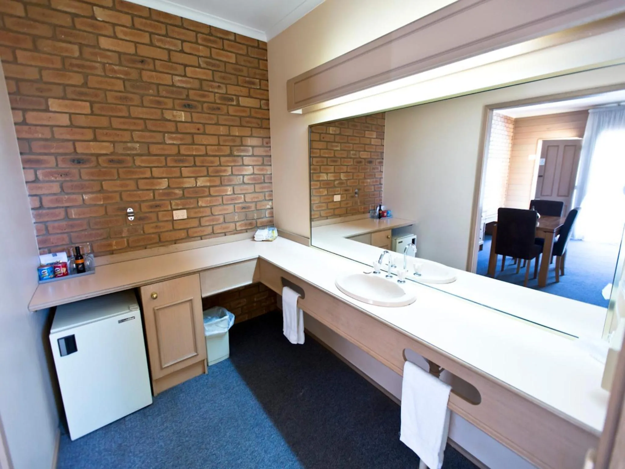 Coffee/tea facilities in Quality Inn Colonial