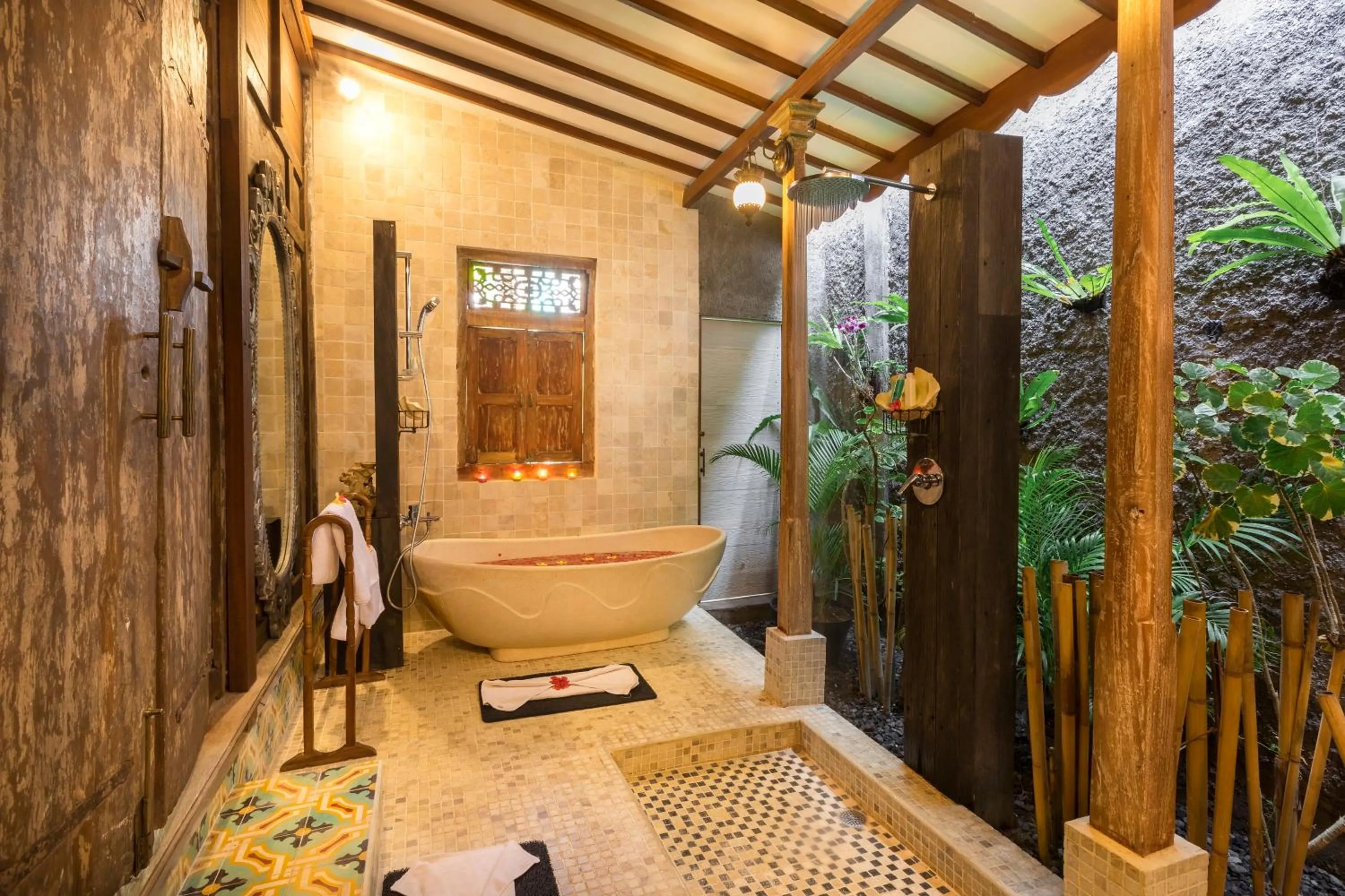 Toilet in Villa Kampung Kecil Boutique Hotel