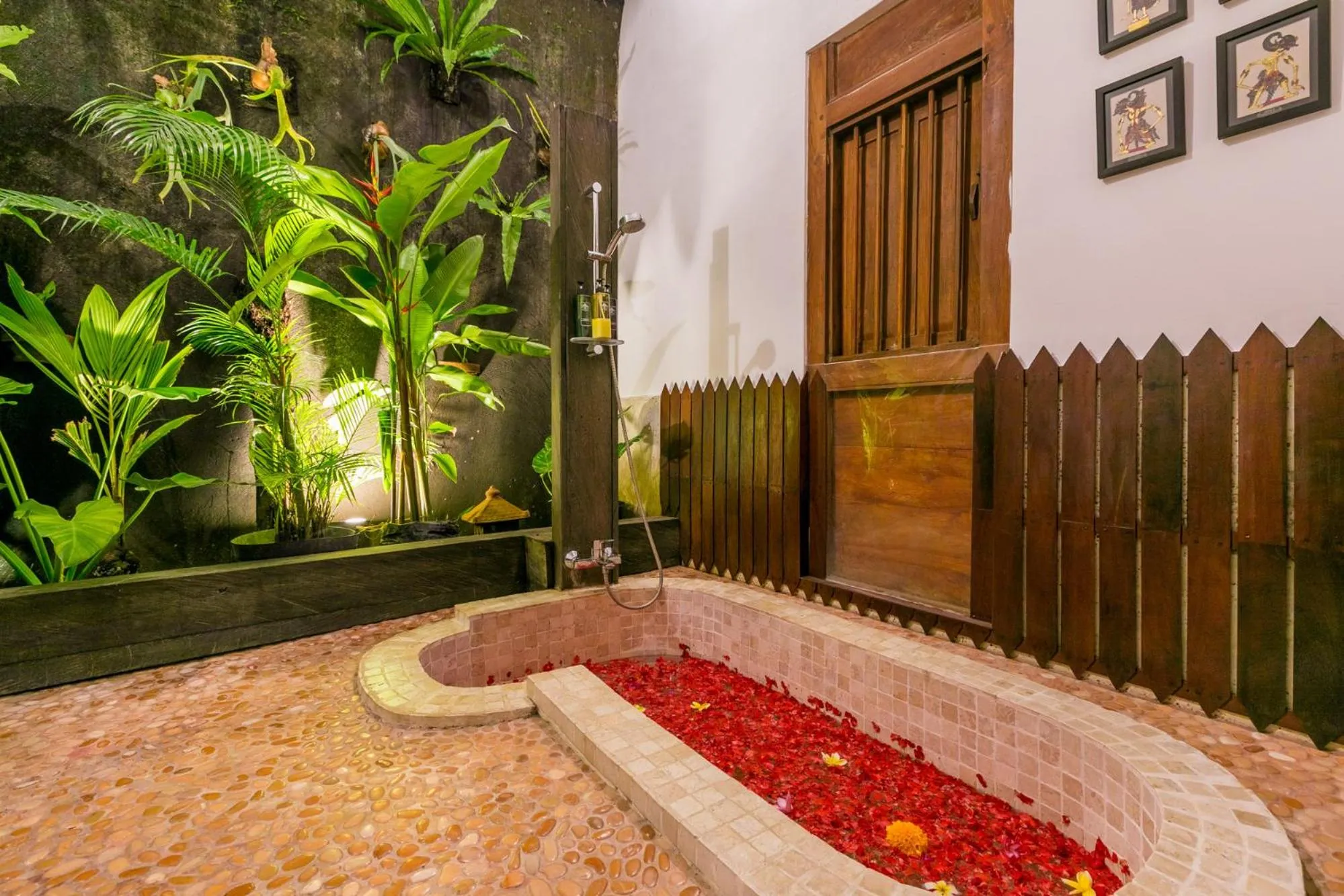 Bathroom in Villa Kampung Kecil Boutique Hotel