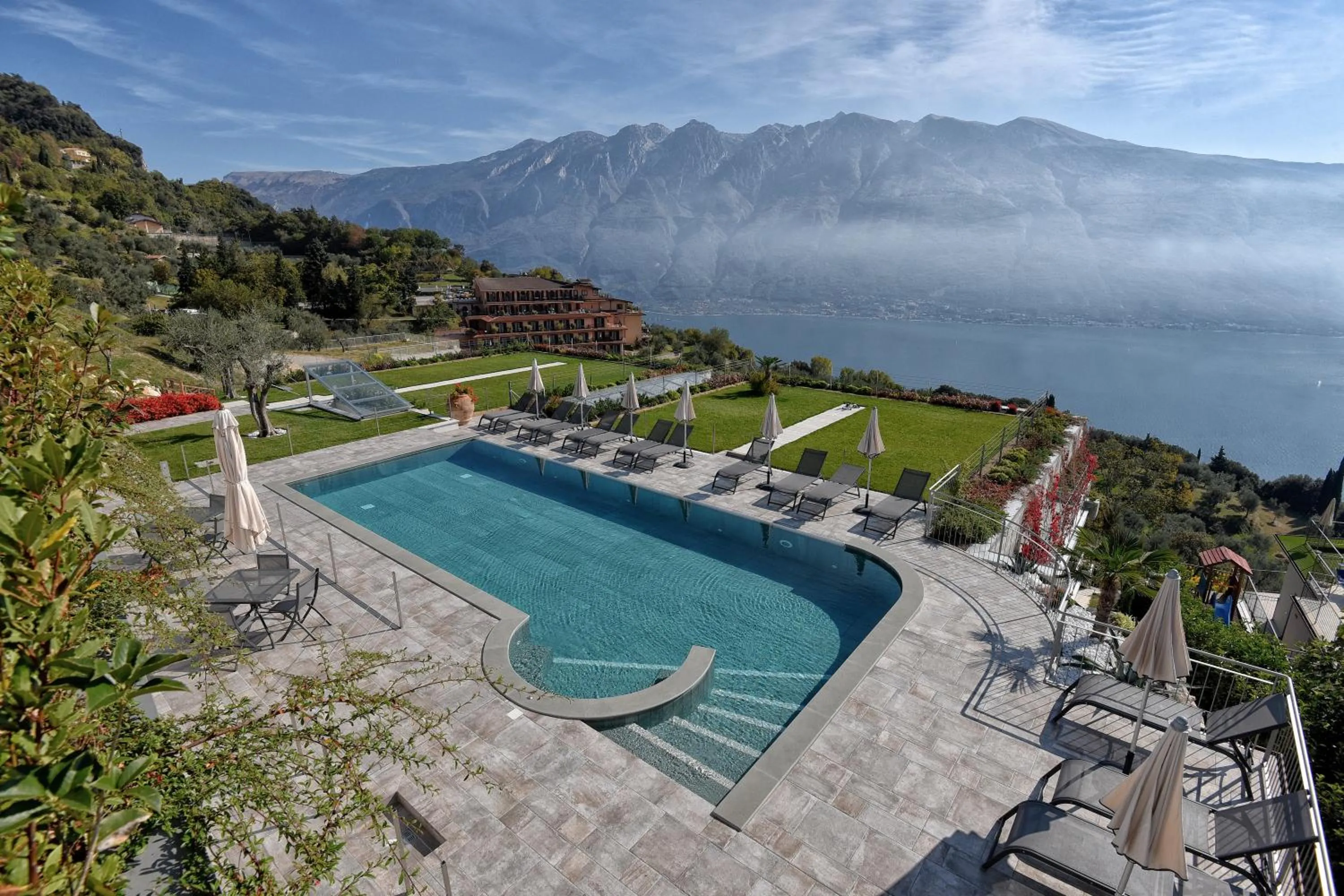 Swimming pool in La Dolce Vita Relais - Hotel Gallo