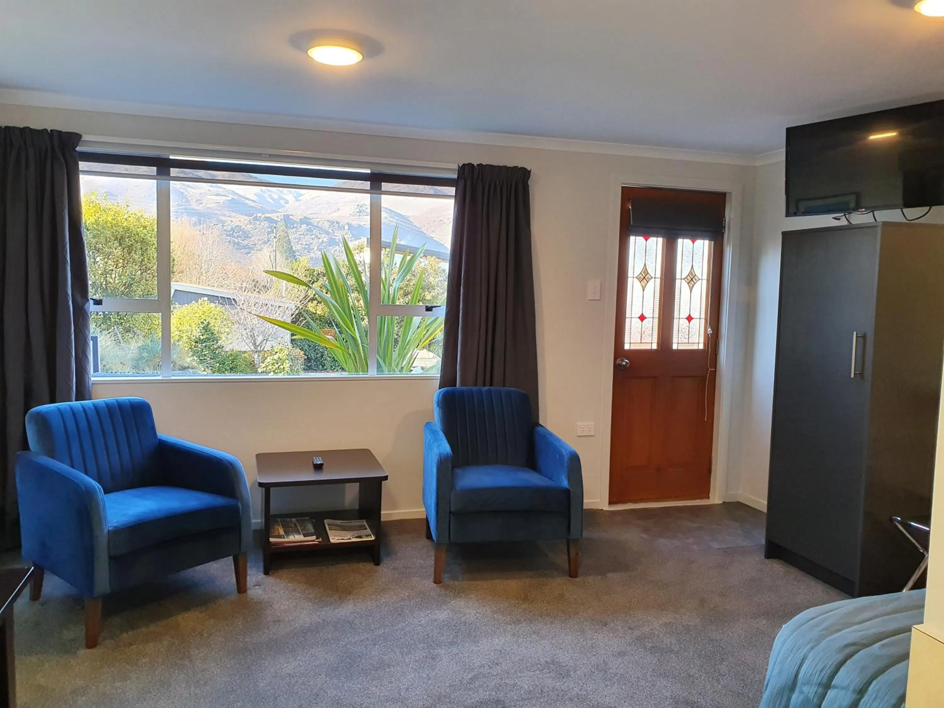 Central Gateway Motel